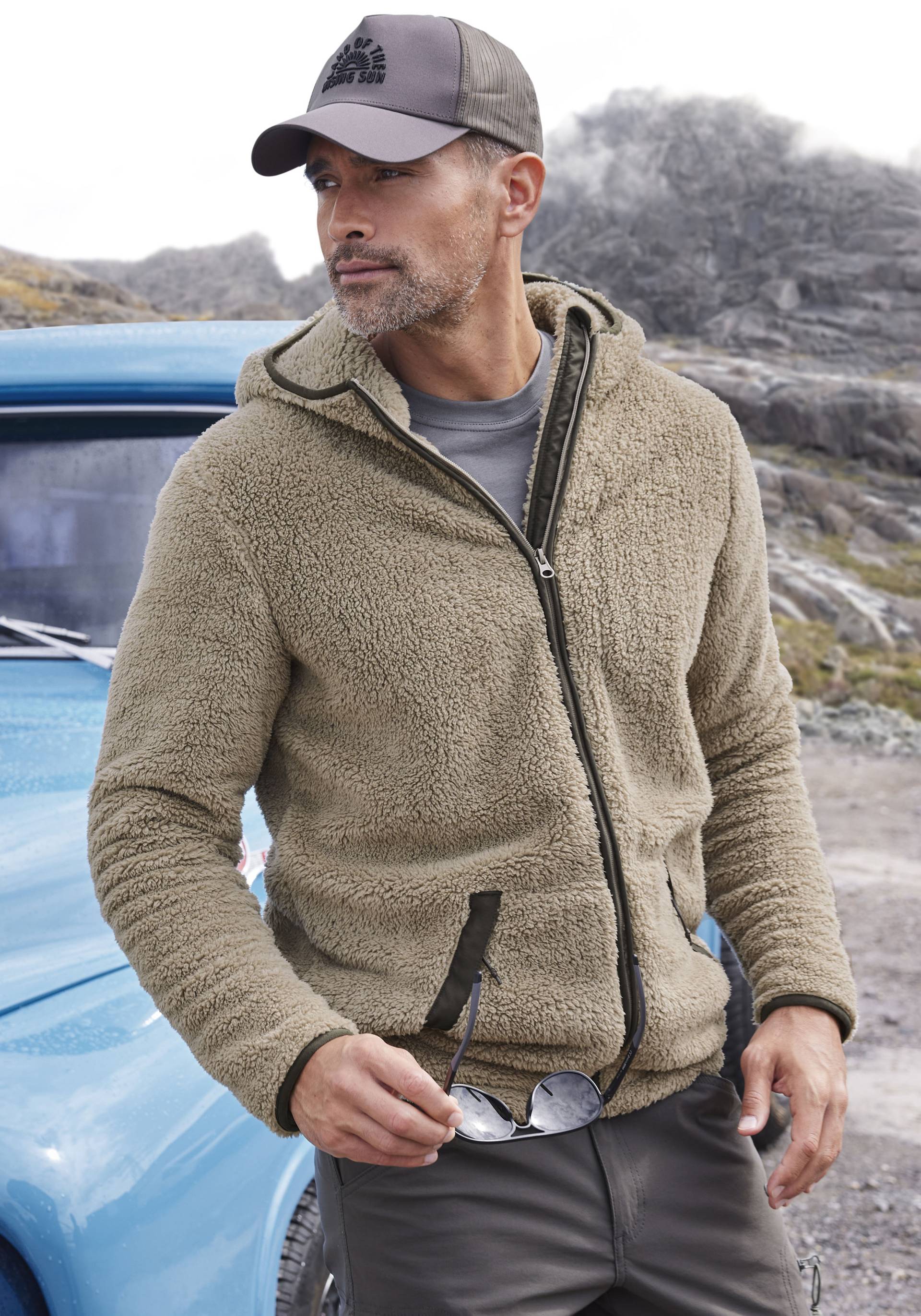 John Devin Kapuzenstrickjacke, in weichem Teddyfleece John Devin Kapuzenstrickjacke, in weichem Teddyfleece von John Devin