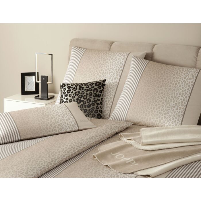 Joop! Satin Bettwäsche Leo mit Leopardenmuster – Duvetbezug – 200x210 cm Joop! Satin Bettwäsche Leo mit Leopardenmuster – Duvetbezug – 200x210 cm von Joop!