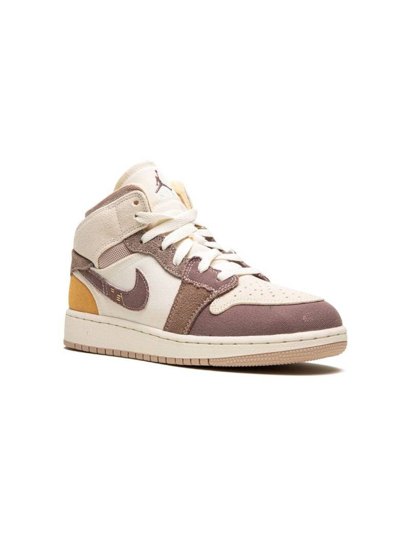 Jordan Kids Air Jordan 1 Mid SE Craft "Inside Out - Taupe Haze" sneakers - Neutrals von Jordan Kids