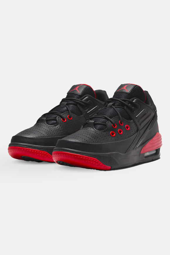 Jordan Jordan Max Aura 5 Sneaker | Black + University Red | Jungen  | EU37.5 von Jordan