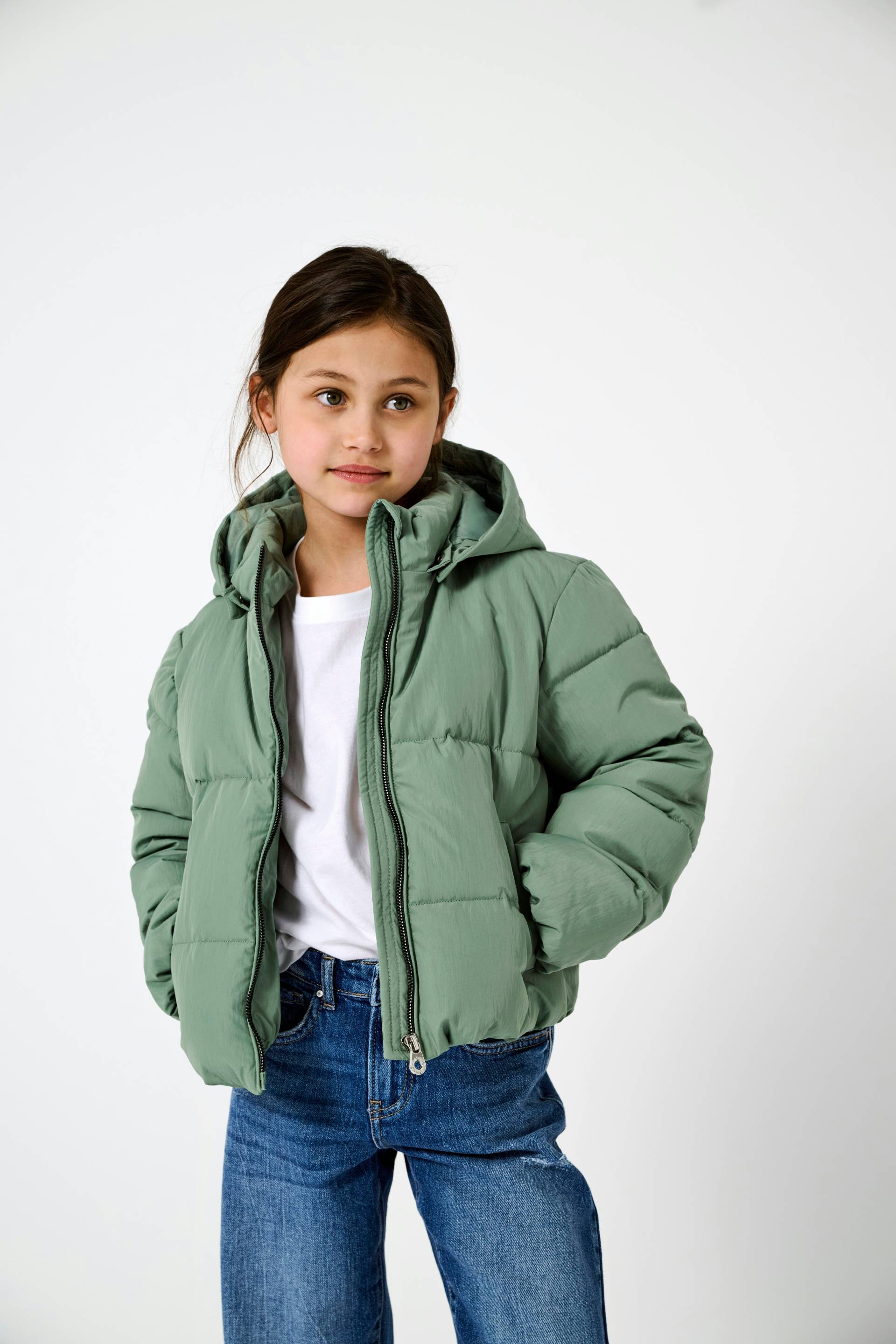 KIDS ONLY Steppjacke »KOGDOLLY SHORT PUFFER JACKET OTW«, mit Kapuze KIDS ONLY Steppjacke »KOGDOLLY SHORT PUFFER JACKET OTW«, mit Kapuze von KIDS ONLY