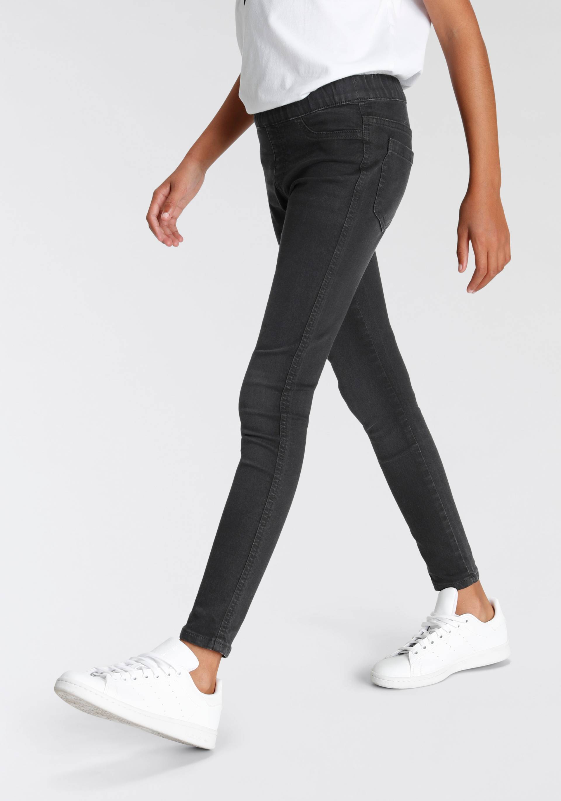 KIDSWORLD Jeansjeggings »für Mädchen«, mit Gesässtaschen von KIDSWORLD