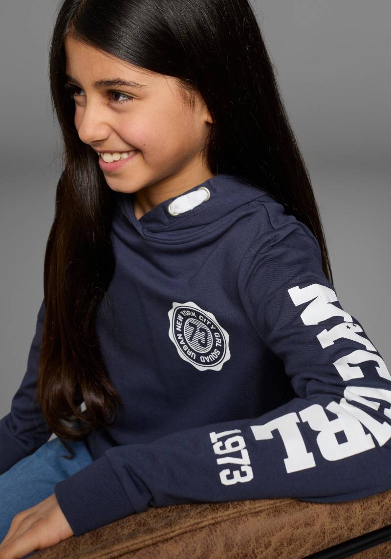 KIDSWORLD Kapuzensweatshirt »Shirt mit Ärmelprint«, Langarm, mit stylischem Print, mit Kapuze, aus Baumwolle von KIDSWORLD