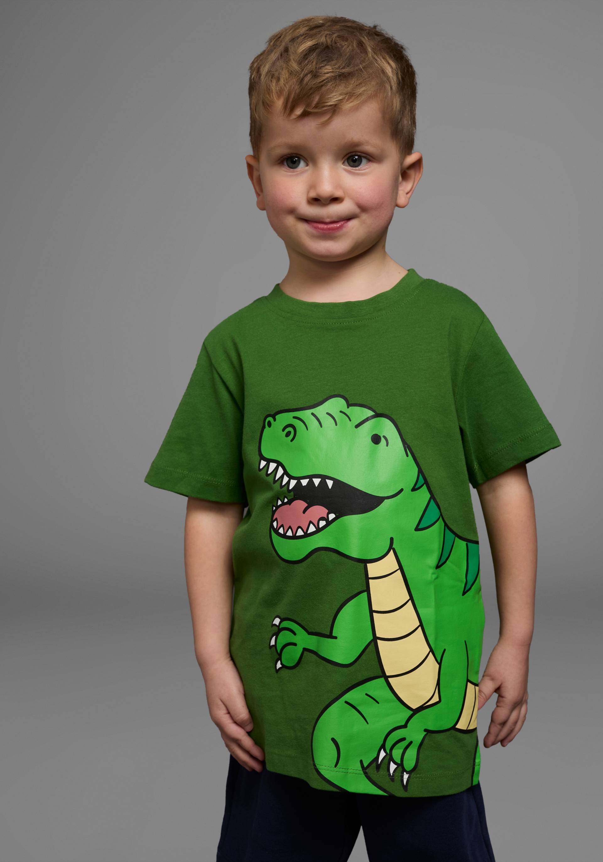 KIDSWORLD T-Shirt »DINOSAURIER«, Kurzarm, Basic-Passform, bedruckt, Rundhalsausschnitt KIDSWORLD T-Shirt »DINOSAURIER«, Kurzarm, Basic-Passform, bedruckt, Rundhalsausschnitt von KIDSWORLD