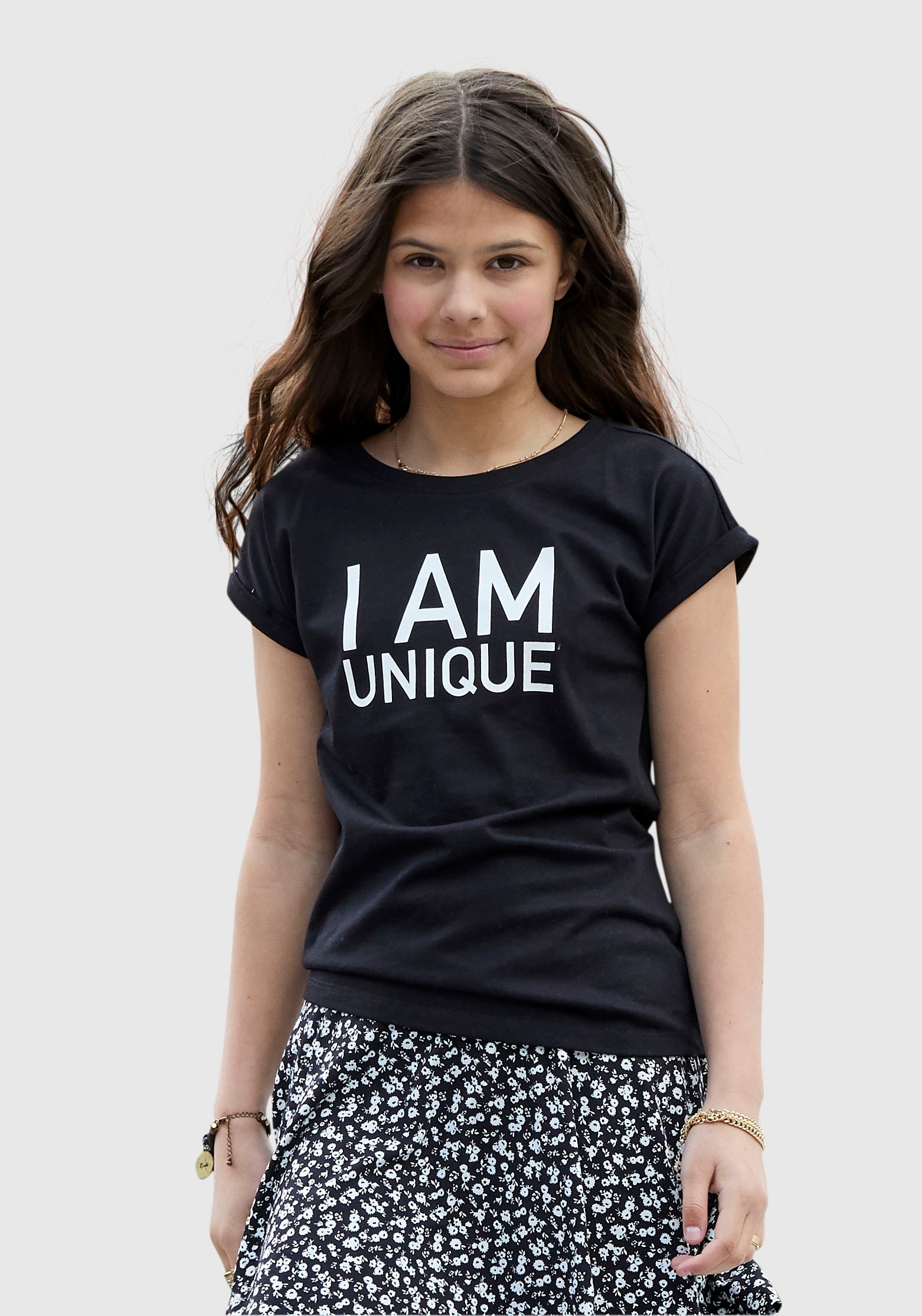 KIDSWORLD T-Shirt »I AM UNIQUE«, legere Passform von KIDSWORLD