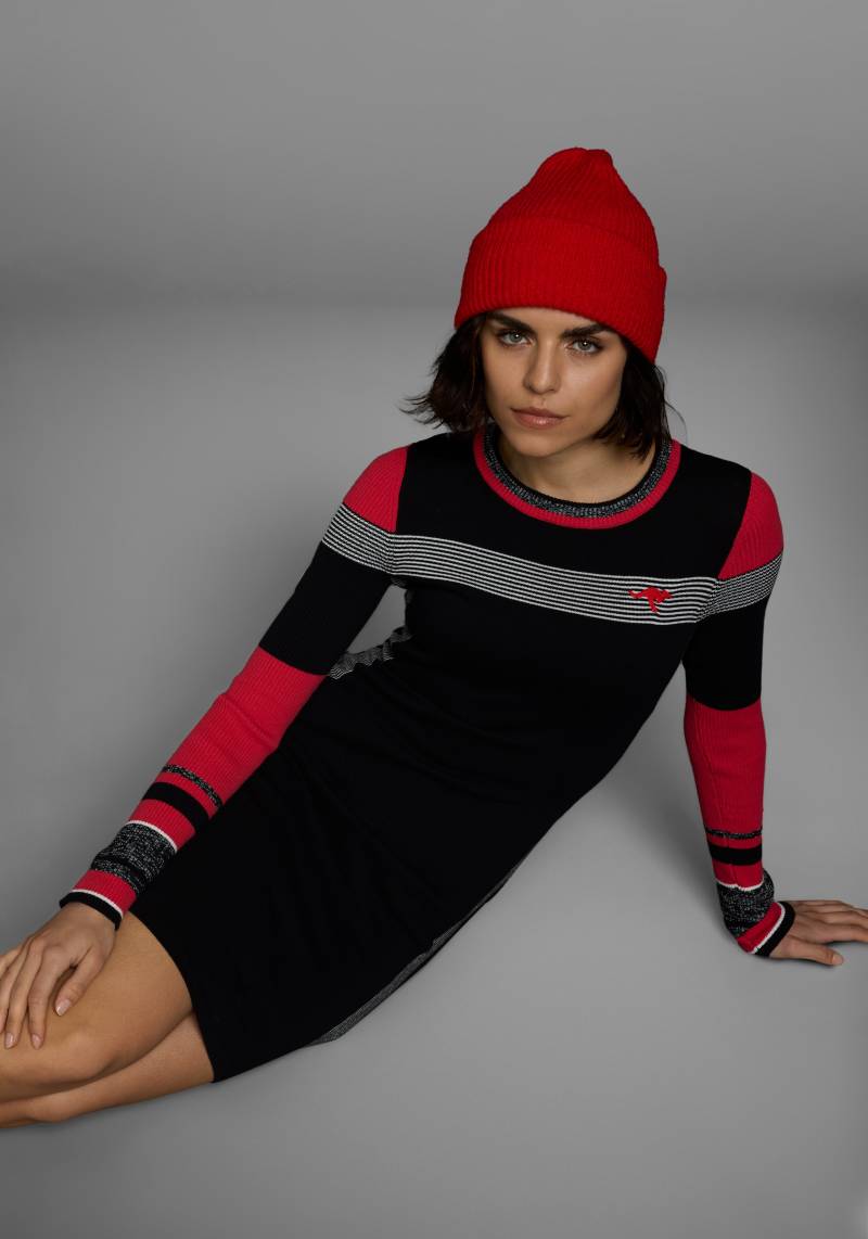 KangaROOS Strickkleid, figurbetont, lang, sportiver Look, aus Baumwollmix, Langarm von KangaROOS