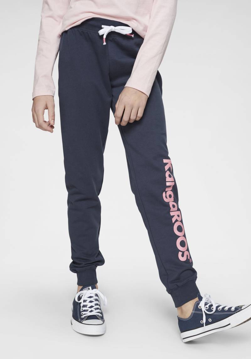 KangaROOS Sweathose, mit Glitzerdruck am Bein von KangaROOS