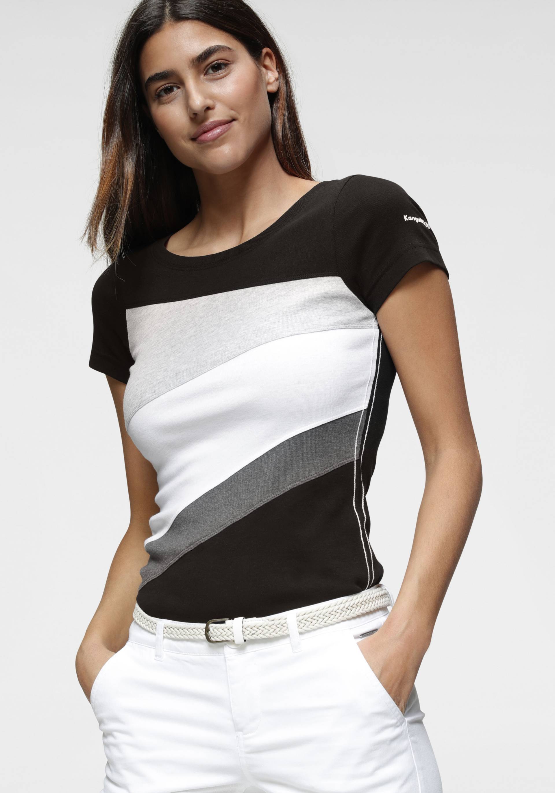 KangaROOS T-Shirt, Kurzarm, sehr figurbetont, Colourblocking-Optik KangaROOS T-Shirt, Kurzarm, sehr figurbetont, Colourblocking-Optik von KangaROOS