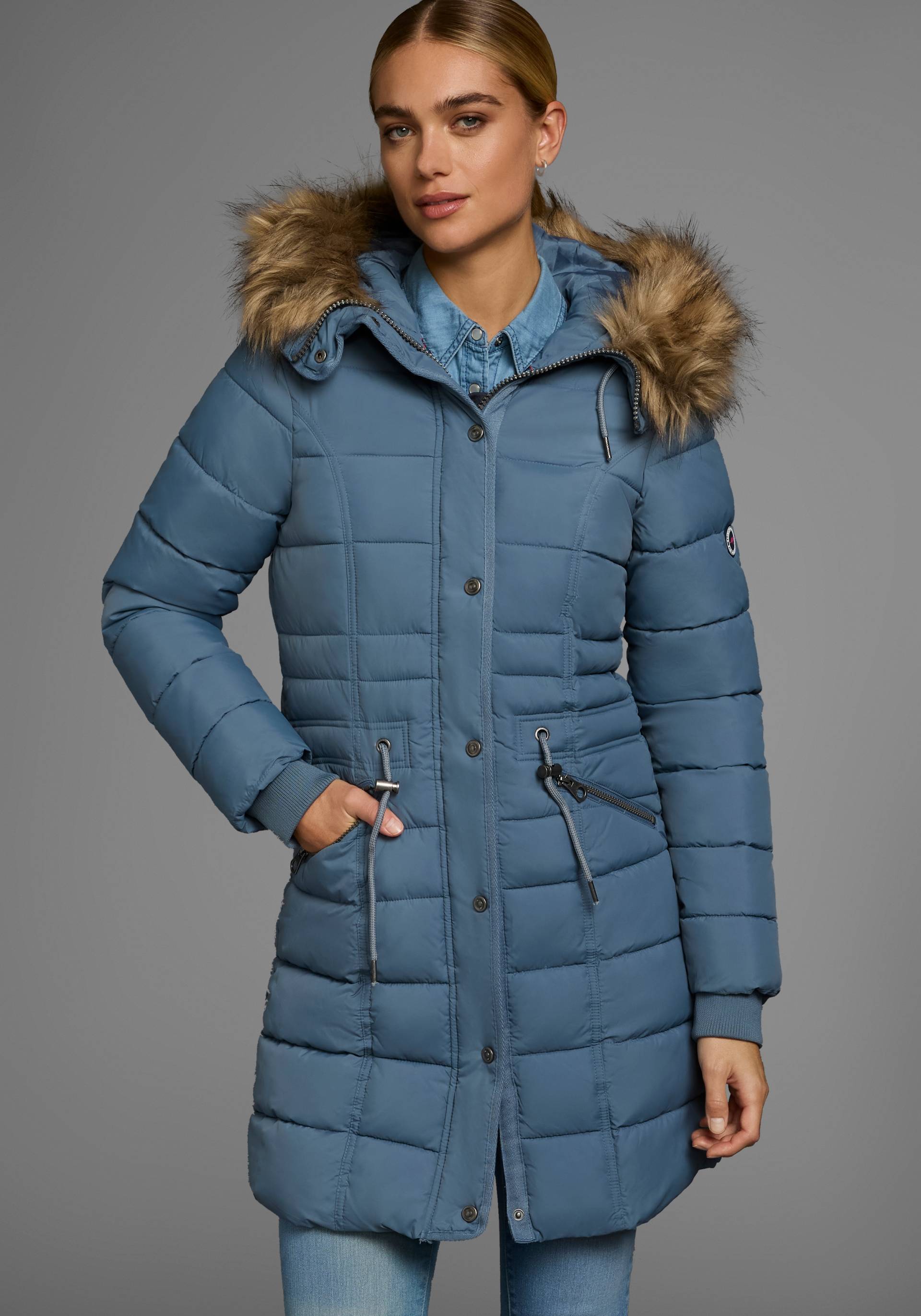 KangaROOS Steppjacke, mit Kapuze, figurbetonter Schnitt, mit Reissverschlusstaschen von Kangaroos