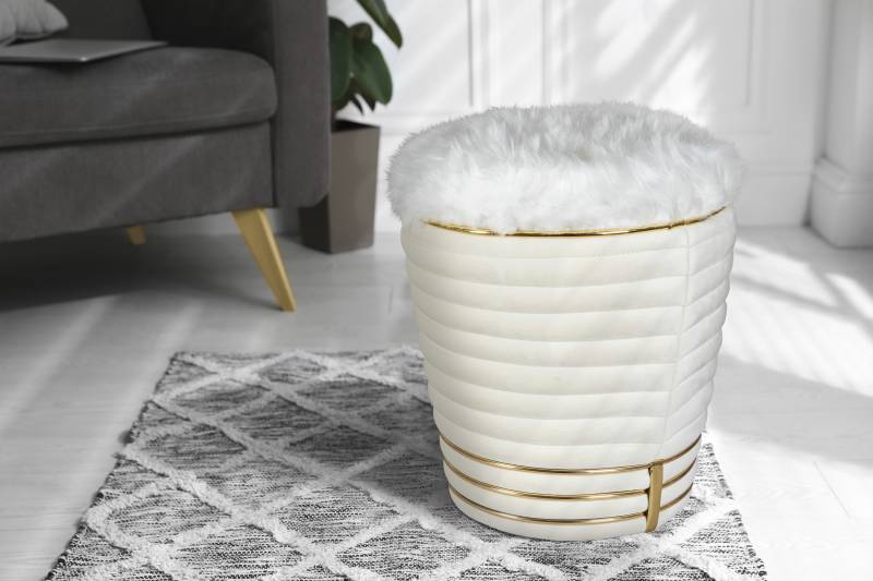 Kayoom Sitzhocker »Hocker Doric, trendiger Look, ästhetische Farbgebung, schöne Steppung«, (1 St.), komfortabel, hochqualitativ, pflegeleicht, hochwertige Materialien von Kayoom