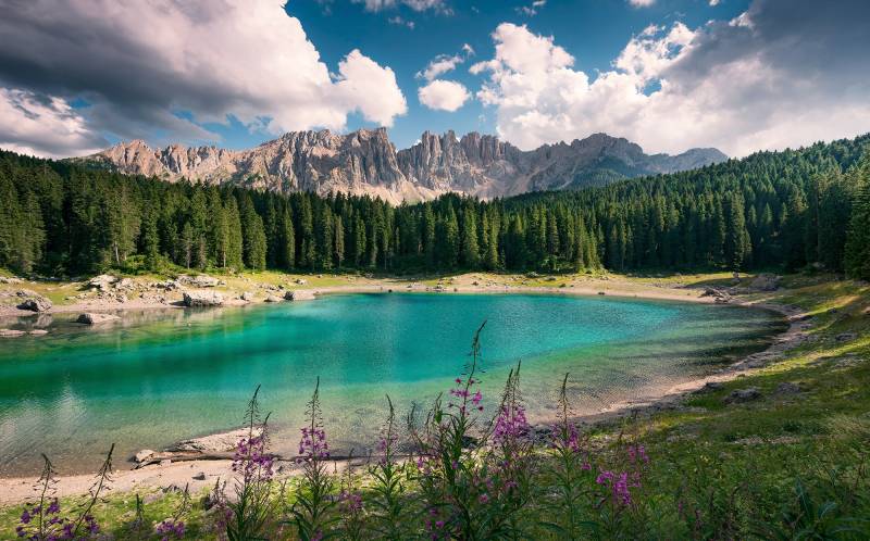 Komar Vliestapete »Digitaldruck Vlies - Dolomitenjuwel - Grösse 450 x 280 cm«, bedruckt, Wohnzimmer, Schlafzimmer von Komar