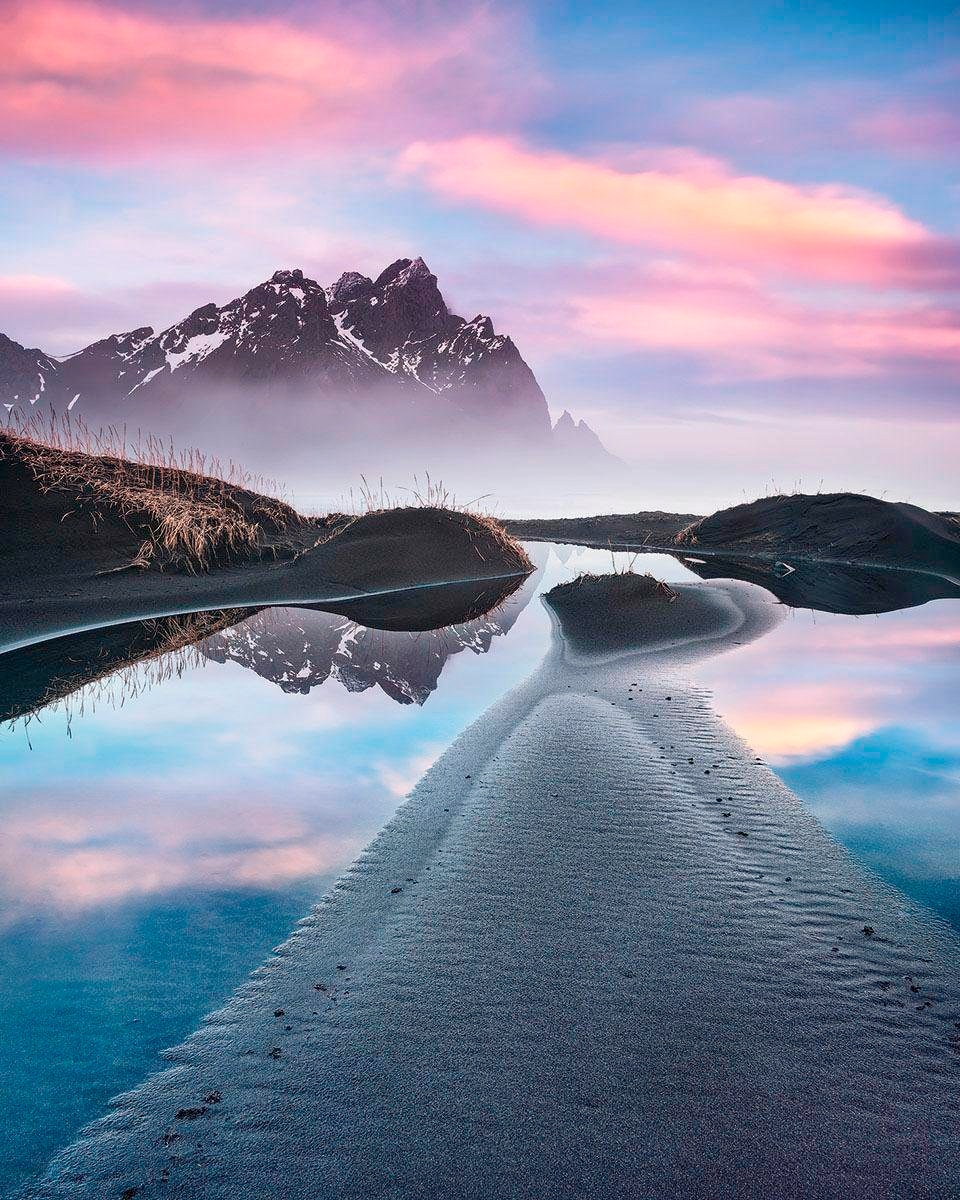 Komar Vliestapete »Glowing Vestrahorn« von Komar