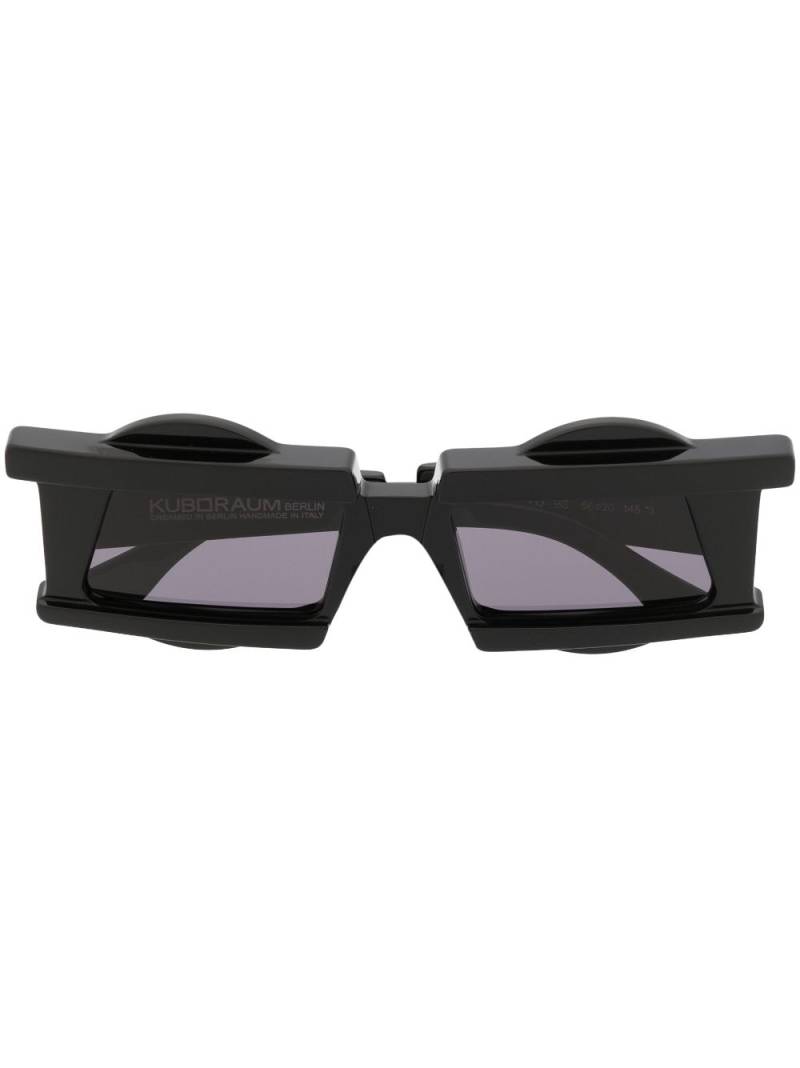 Kuboraum 3d detailled frame sunglasses - Black von Kuboraum