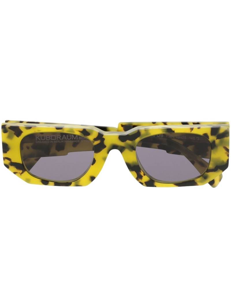 Kuboraum U8 rectangle-frame tinted sunglasses - Yellow von Kuboraum