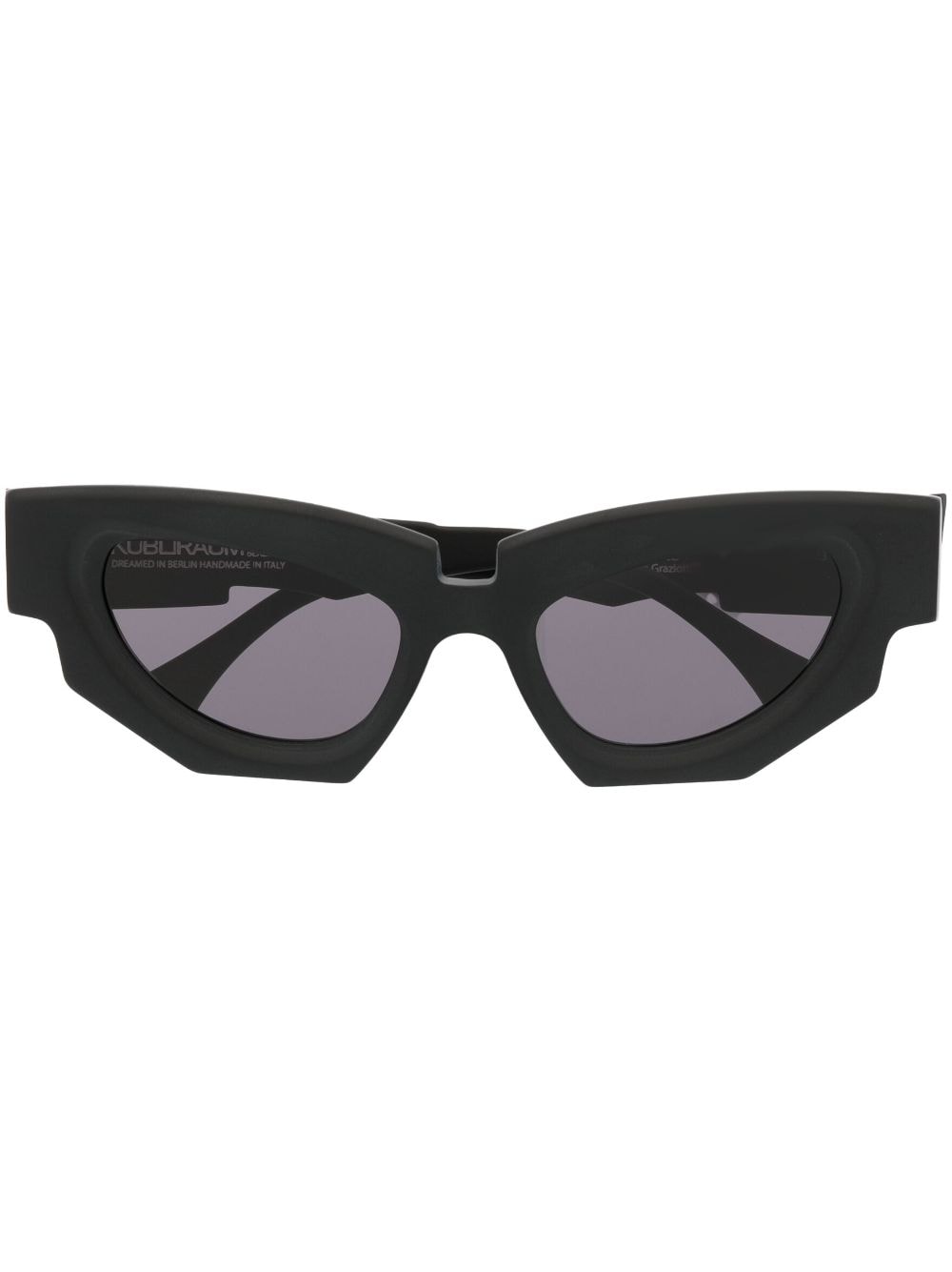 Kuboraum cat-eye frame sunglasses - Black von Kuboraum