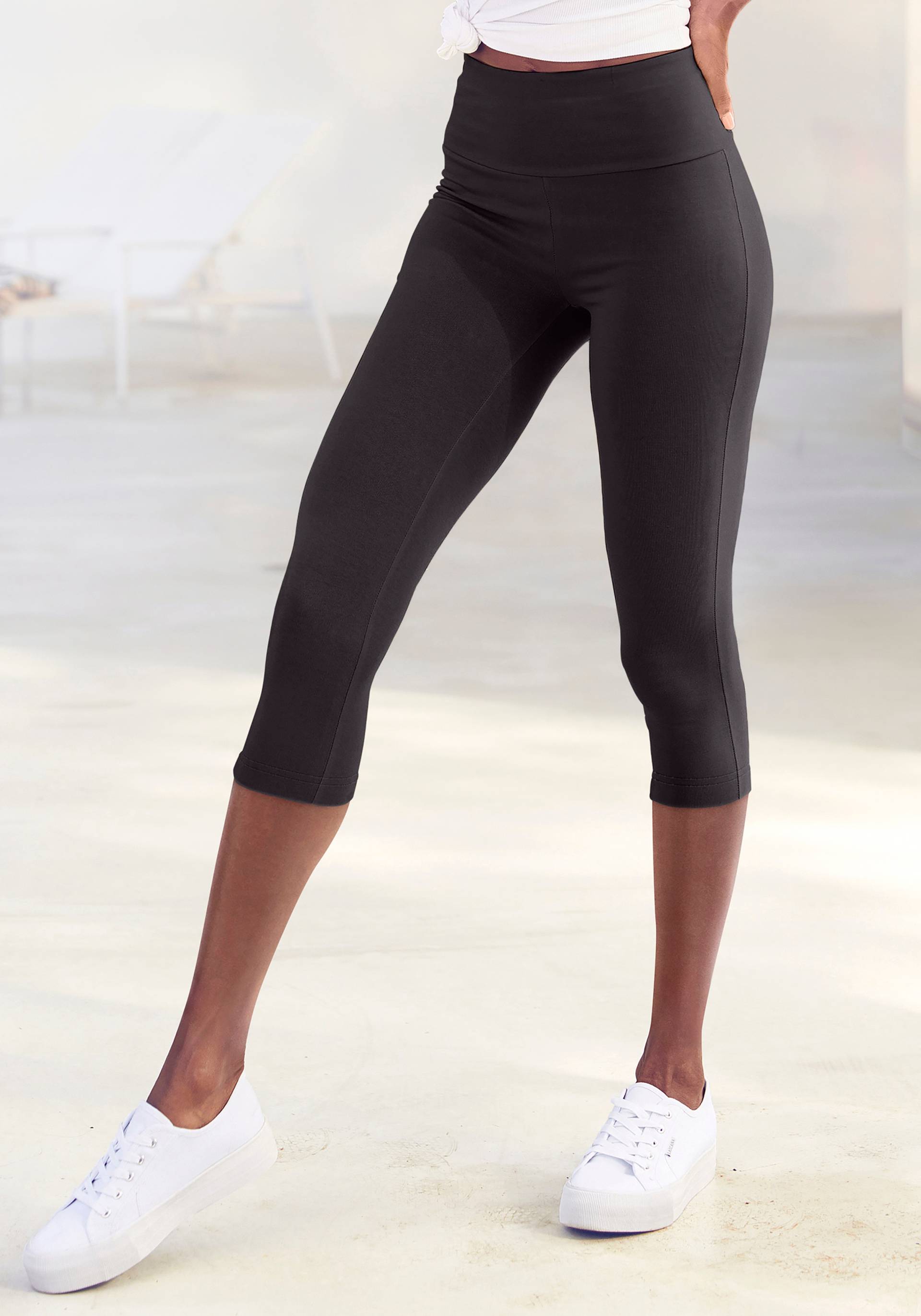 LASCANA Caprileggings, mit breitem, weichen Bündchen LASCANA Caprileggings, mit breitem, weichen Bündchen von LASCANA