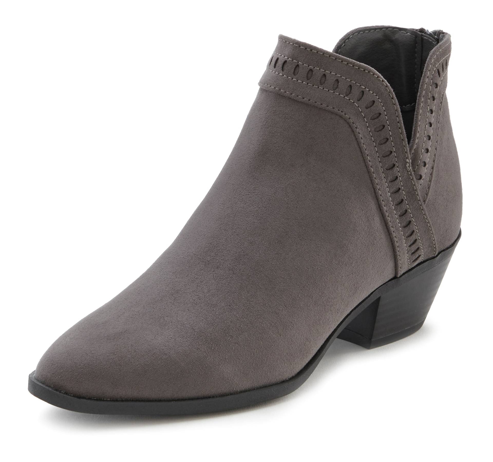 LASCANA Cowboy Stiefelette, mit seitlichem Ausschnitt LASCANA Cowboy Stiefelette, mit seitlichem Ausschnitt von LASCANA