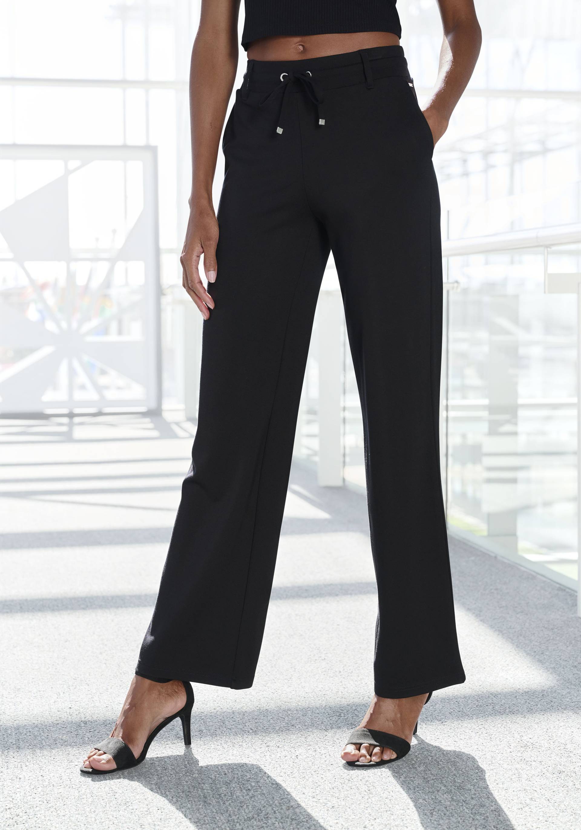 LASCANA Homewearhose, in weich fliessendem Material, Loungewear von LASCANA