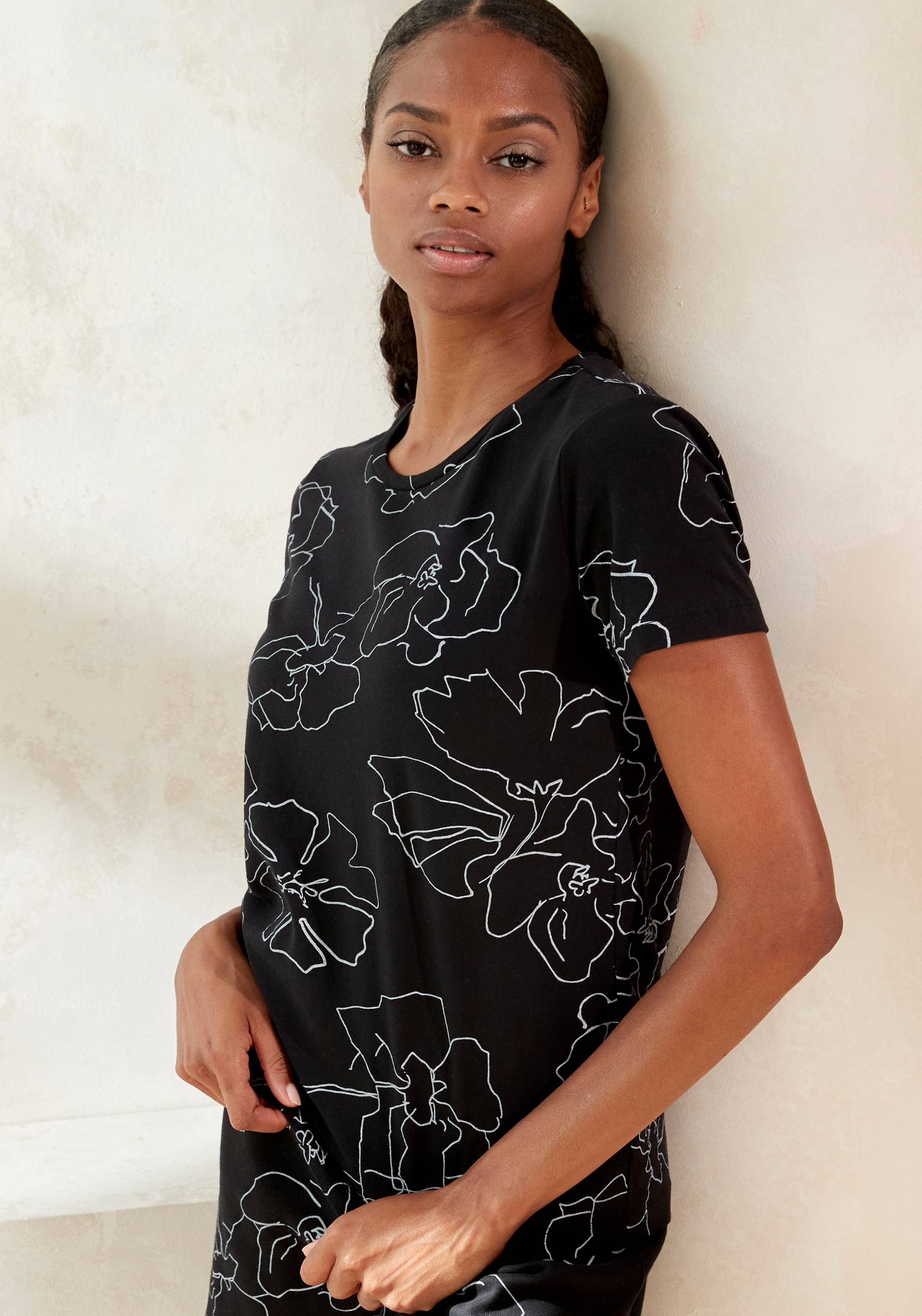 LASCANA Kurzarmshirt, mit Blütendruck, Loungewear von LASCANA