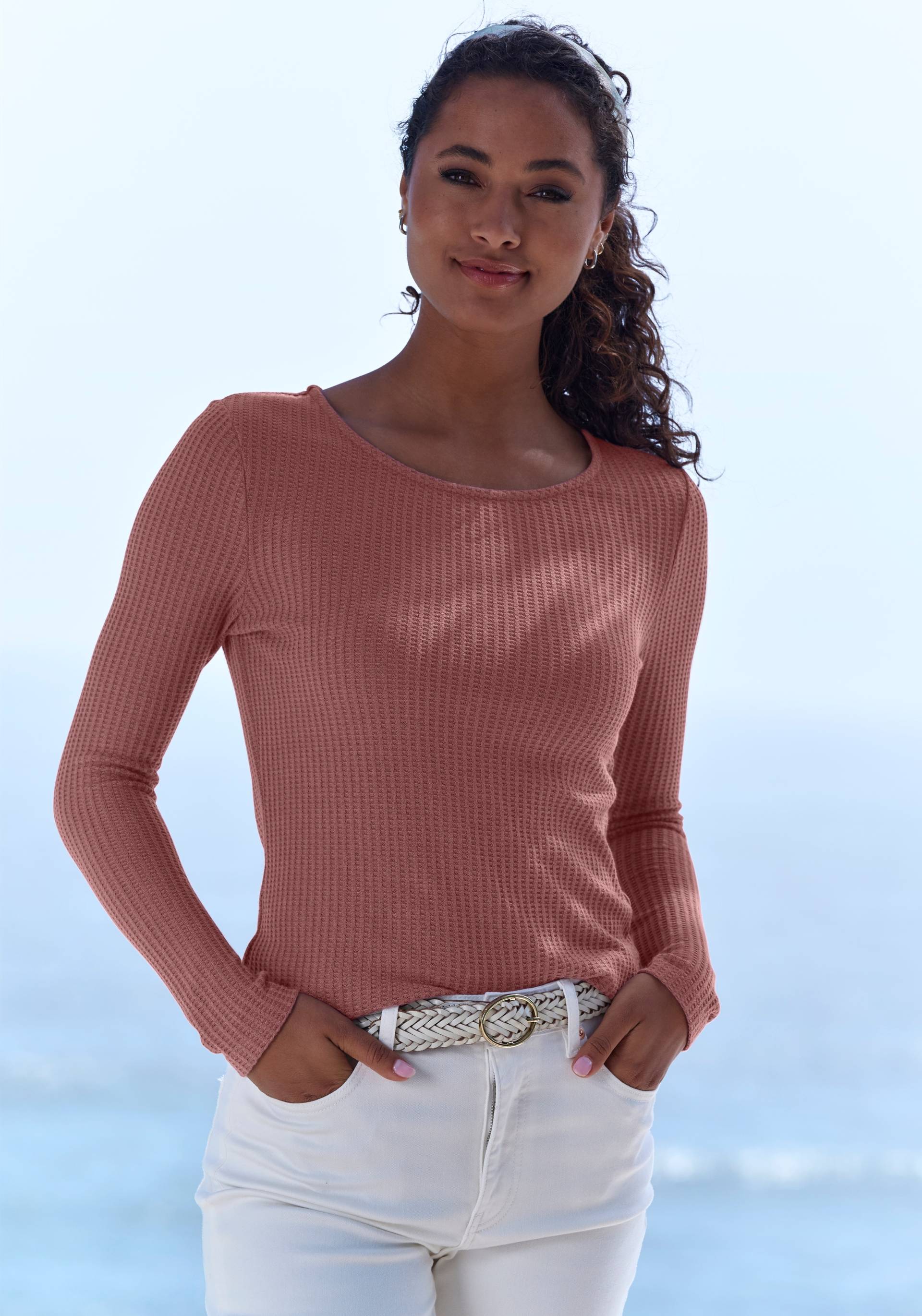 LASCANA Langarmshirt »in modischer Piqué-Optik«, aus pflegeleichter Qualität mit Viskose LASCANA Langarmshirt »in modischer Piqué-Optik«, aus pflegeleichter Qualität mit Viskose von LASCANA
