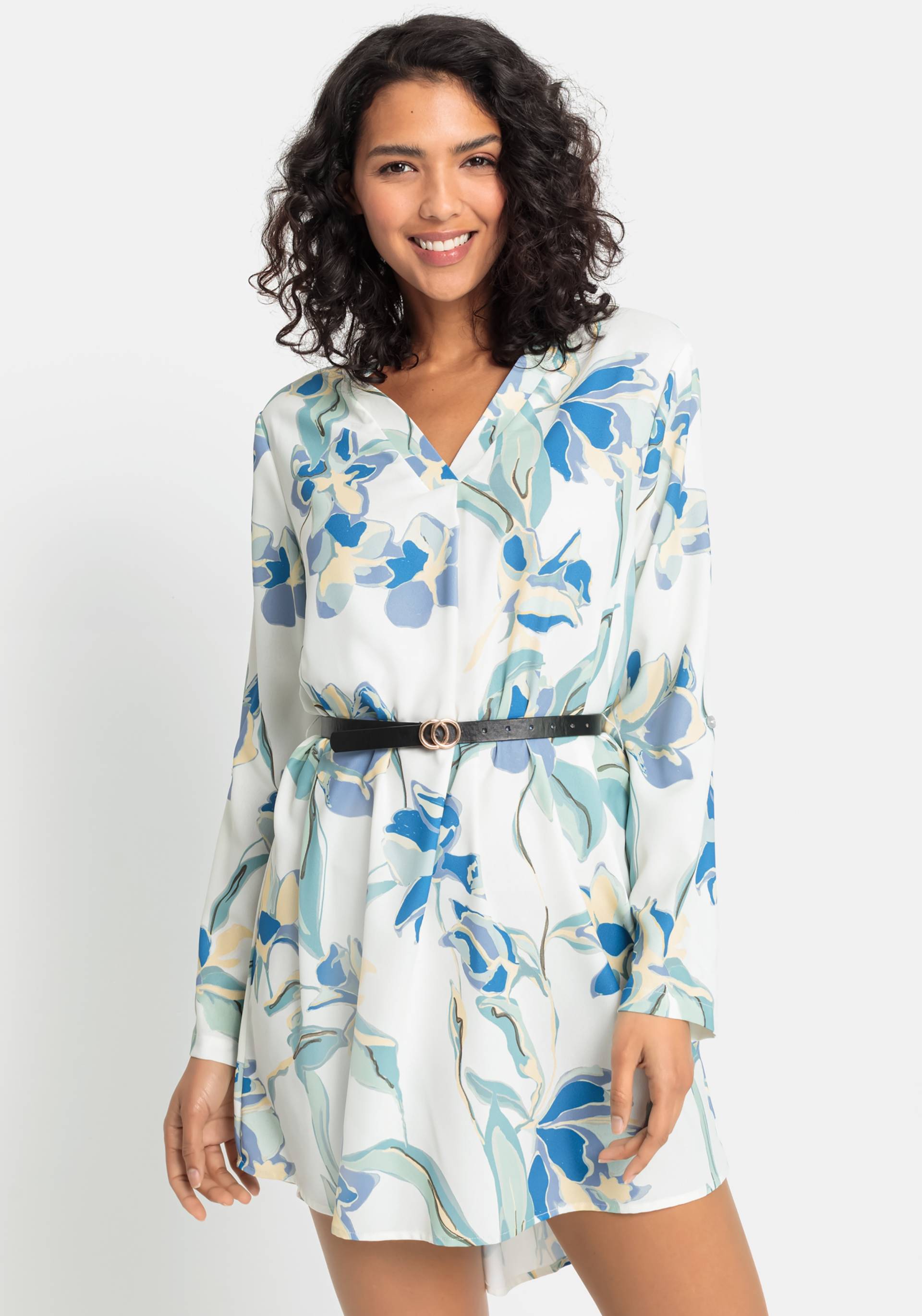 LASCANA Longbluse, (mit Gürtel in Lederoptik), aus gekreppter Ware mit Blumendruck, Blusenkleid von LASCANA