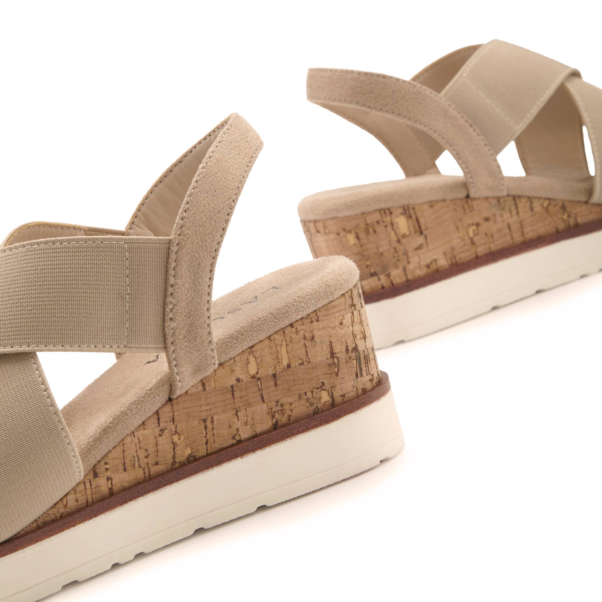 LASCANA Sandalette »Sommerschuh«, Sandale, Sommerschuh mit Keilabsatz und elastischen Riemen VEGAN LASCANA Sandalette »Sommerschuh«, Sandale, Sommerschuh mit Keilabsatz und elastischen Riemen VEGAN von LASCANA