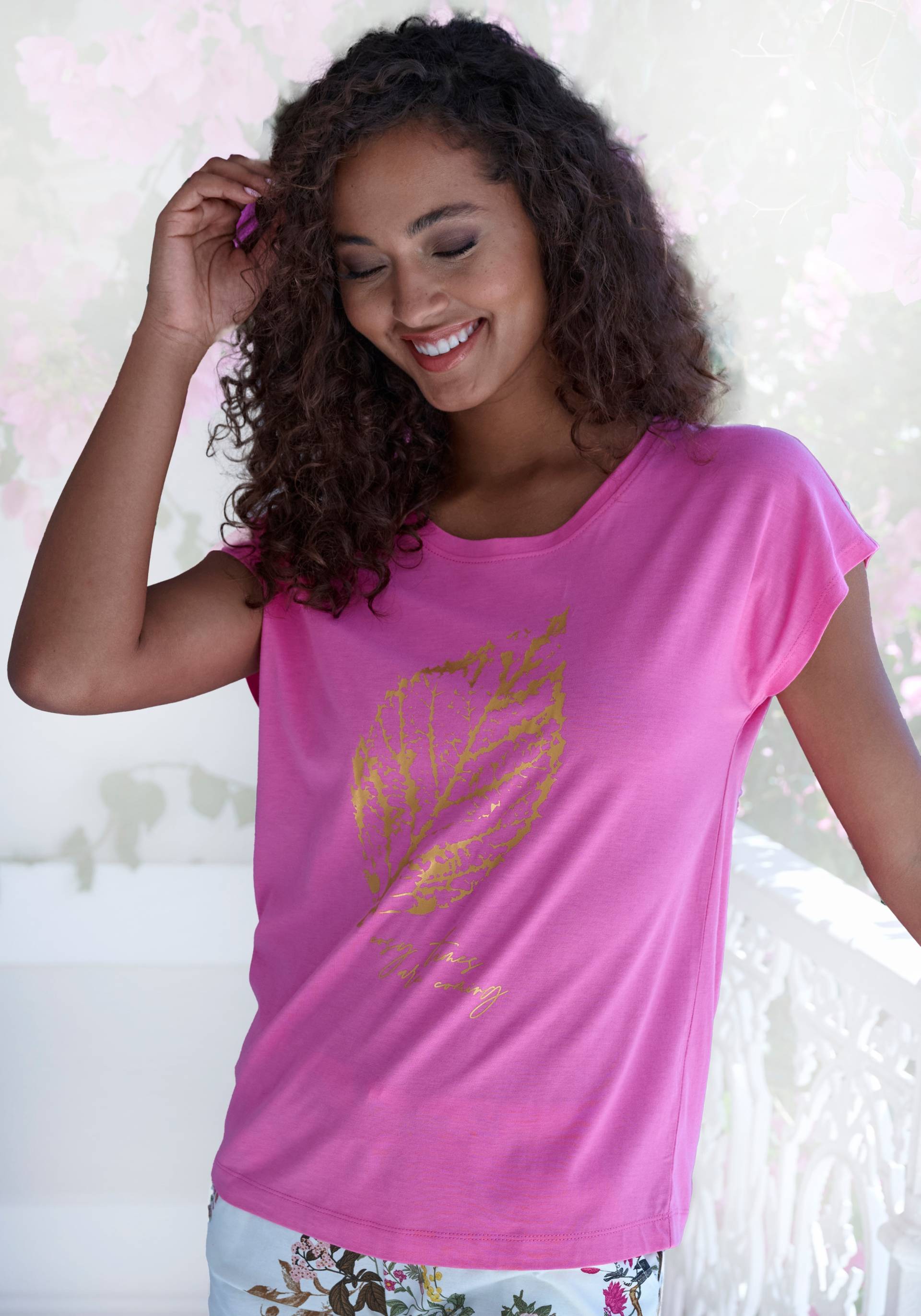 LASCANA Pyjamaoberteil, mit Folienprint LASCANA Pyjamaoberteil, mit Folienprint von LASCANA