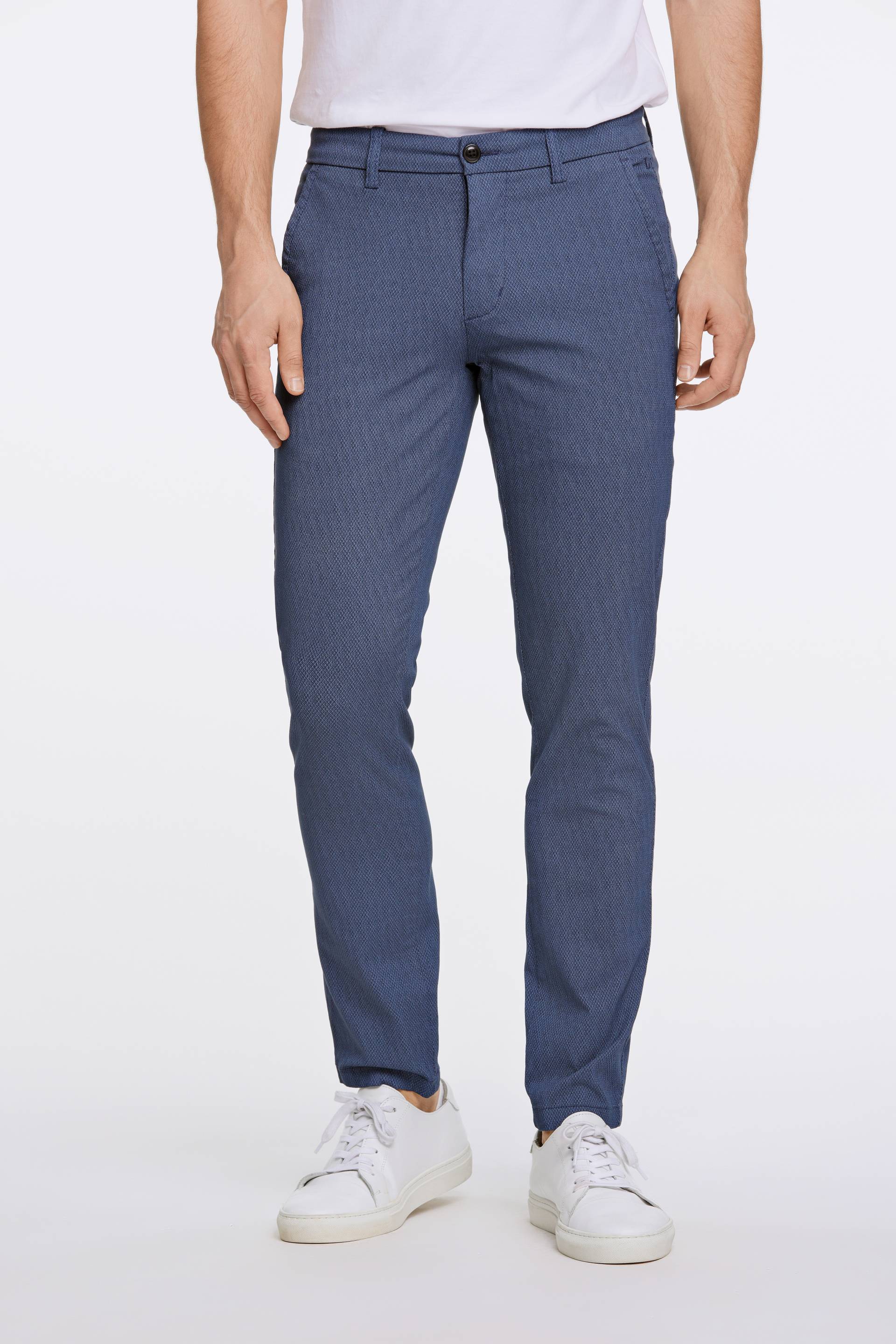 LINDBERGH Chinohose, im Four-Pocket Style LINDBERGH Chinohose, im Four-Pocket Style von LINDBERGH