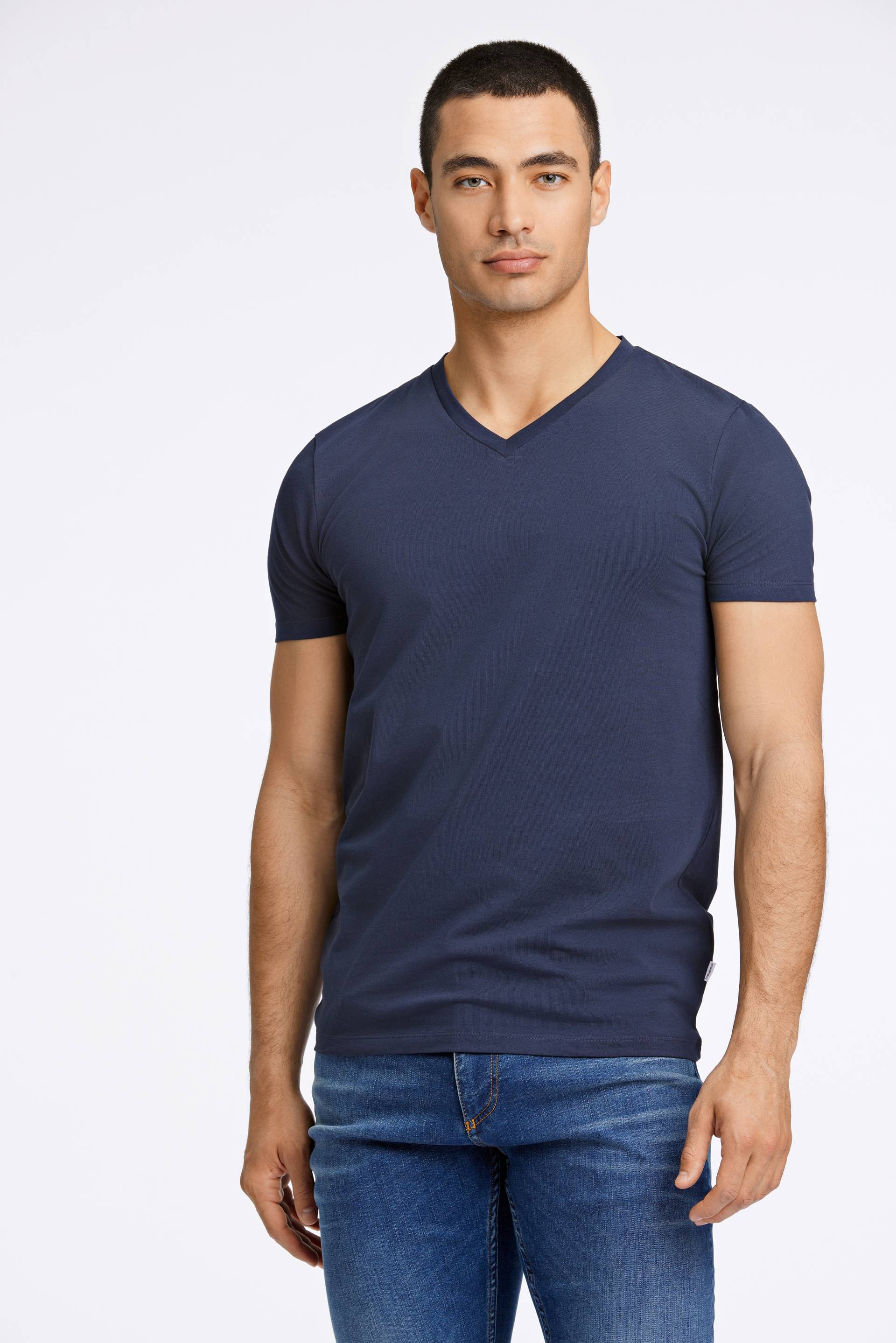 LINDBERGH T-Shirt, mit V-Ausschnitt LINDBERGH T-Shirt, mit V-Ausschnitt von LINDBERGH