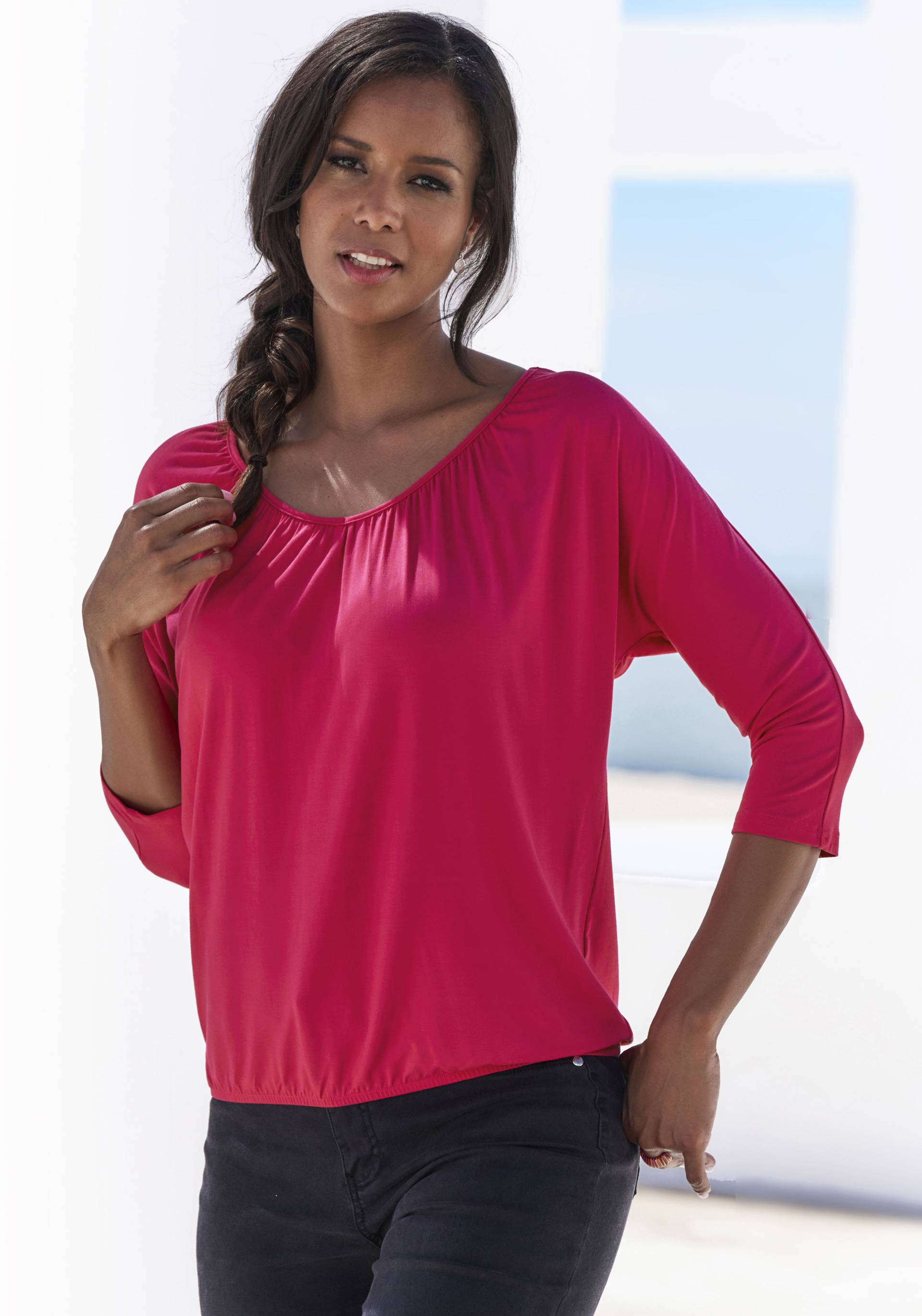LASCANA 3/4-Arm-Shirt »mit zarter Raffung am Ausschnitt«, aus weichem Viskose-Stretch LASCANA 3/4-Arm-Shirt »mit zarter Raffung am Ausschnitt«, aus weichem Viskose-Stretch von Lascana