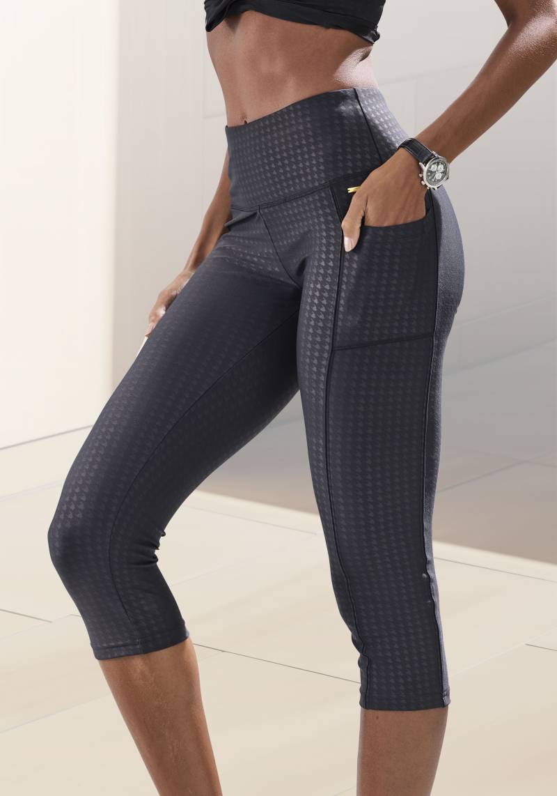 LASCANA Caprileggings, Sporthose im Allover-Druck von Lascana