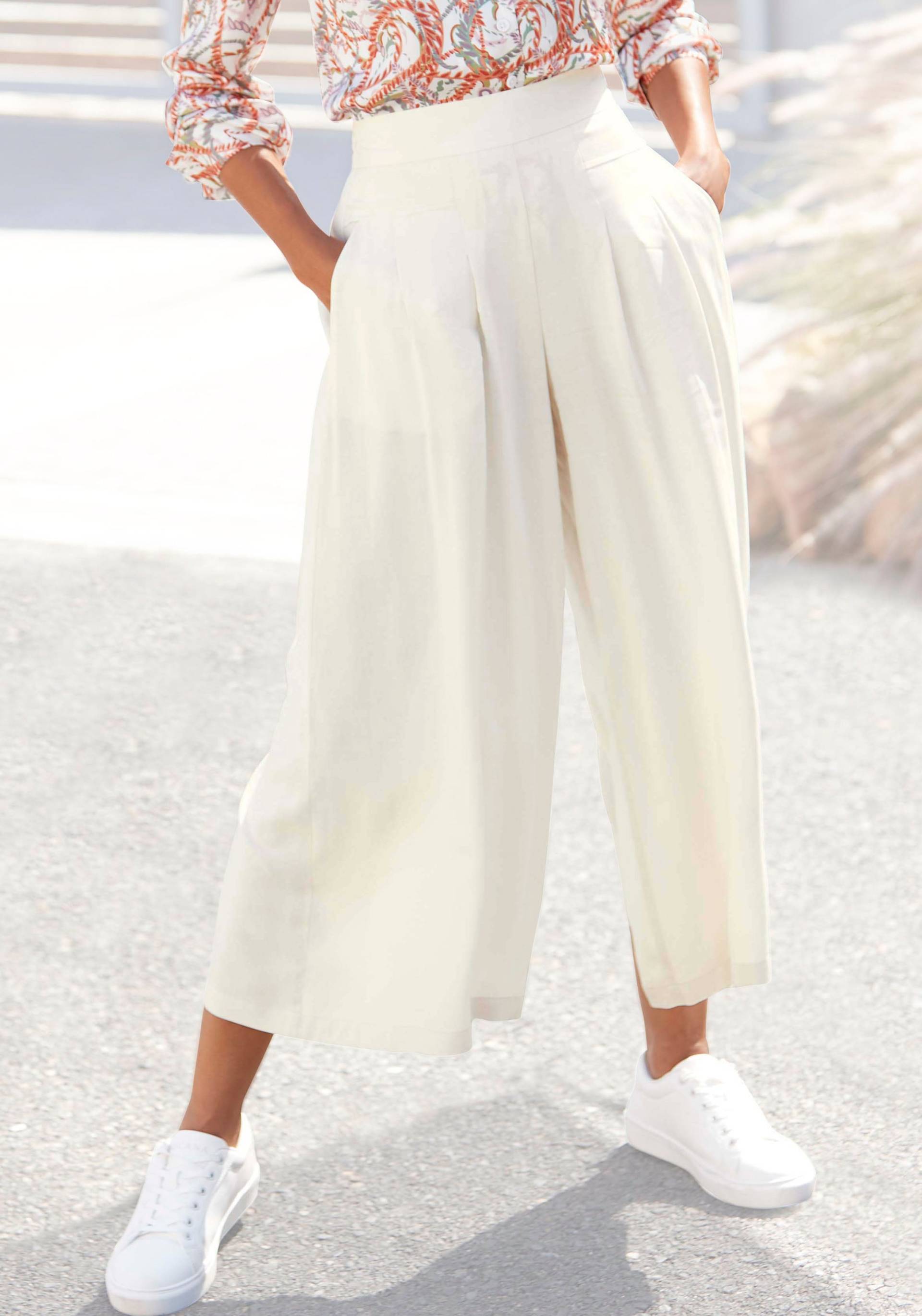 LASCANA Culotte, weite sommerliche Stoffhose mit Taschen von Lascana