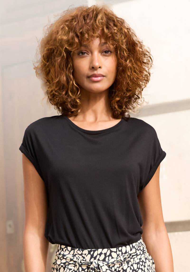 LASCANA Kurzarmshirt, mit Rundhalsausschnitt, Jerseyware, Ärmelaufschlag, Basic von Lascana