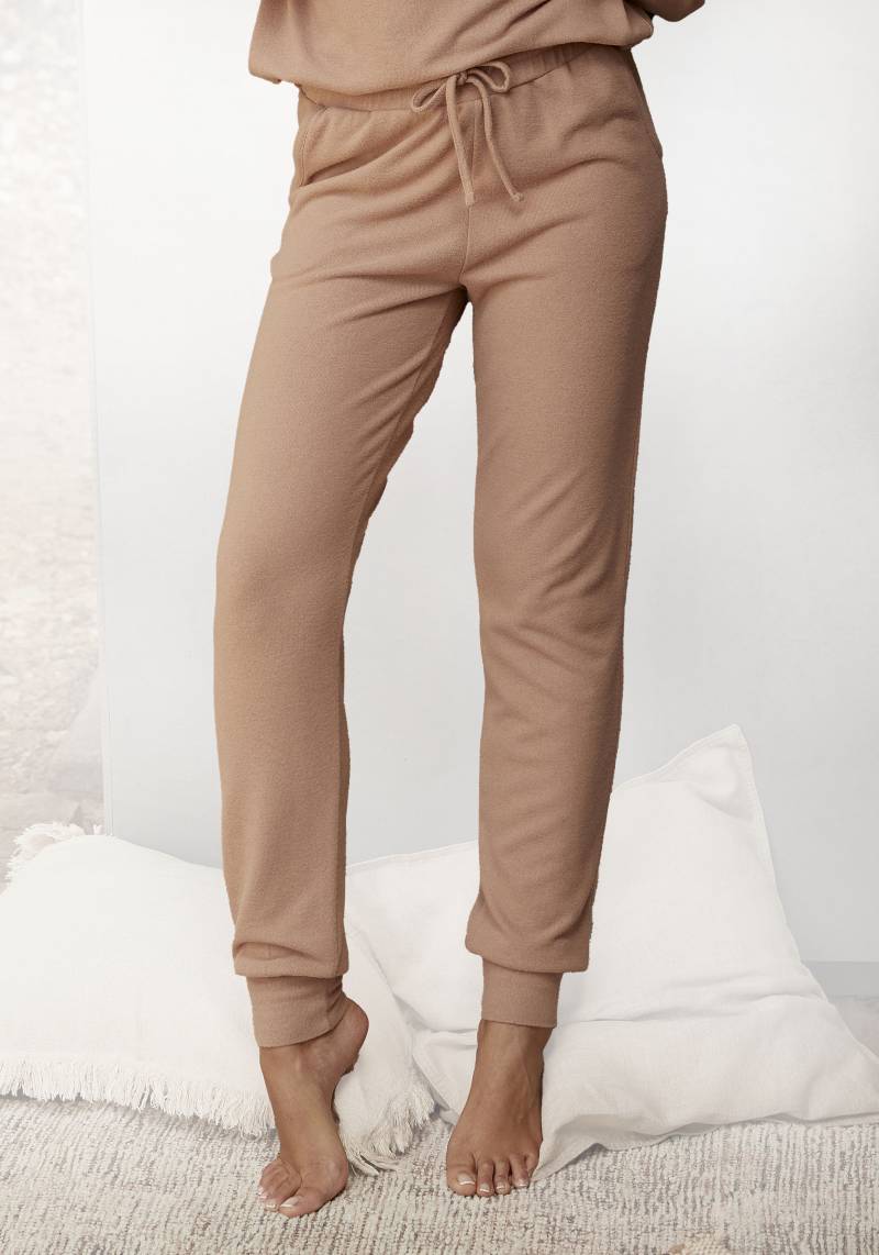 LASCANA Loungehose, Relaxhose mit seitlichen Taschen von Lascana