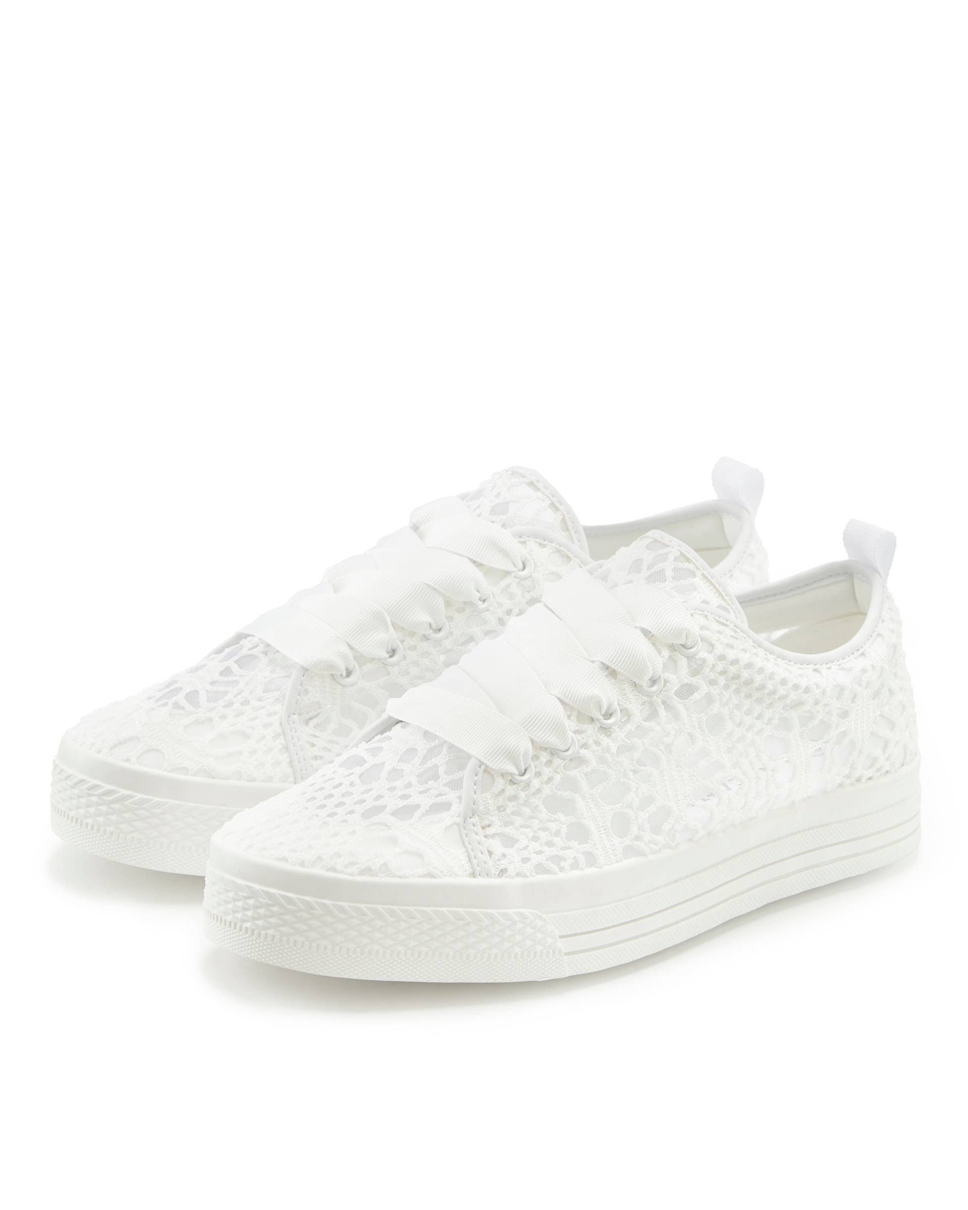 LASCANA Sneaker, mit leichter Plateausohle und Spitze, Schnürhalbschuhe, Freizeitschuhe von Lascana