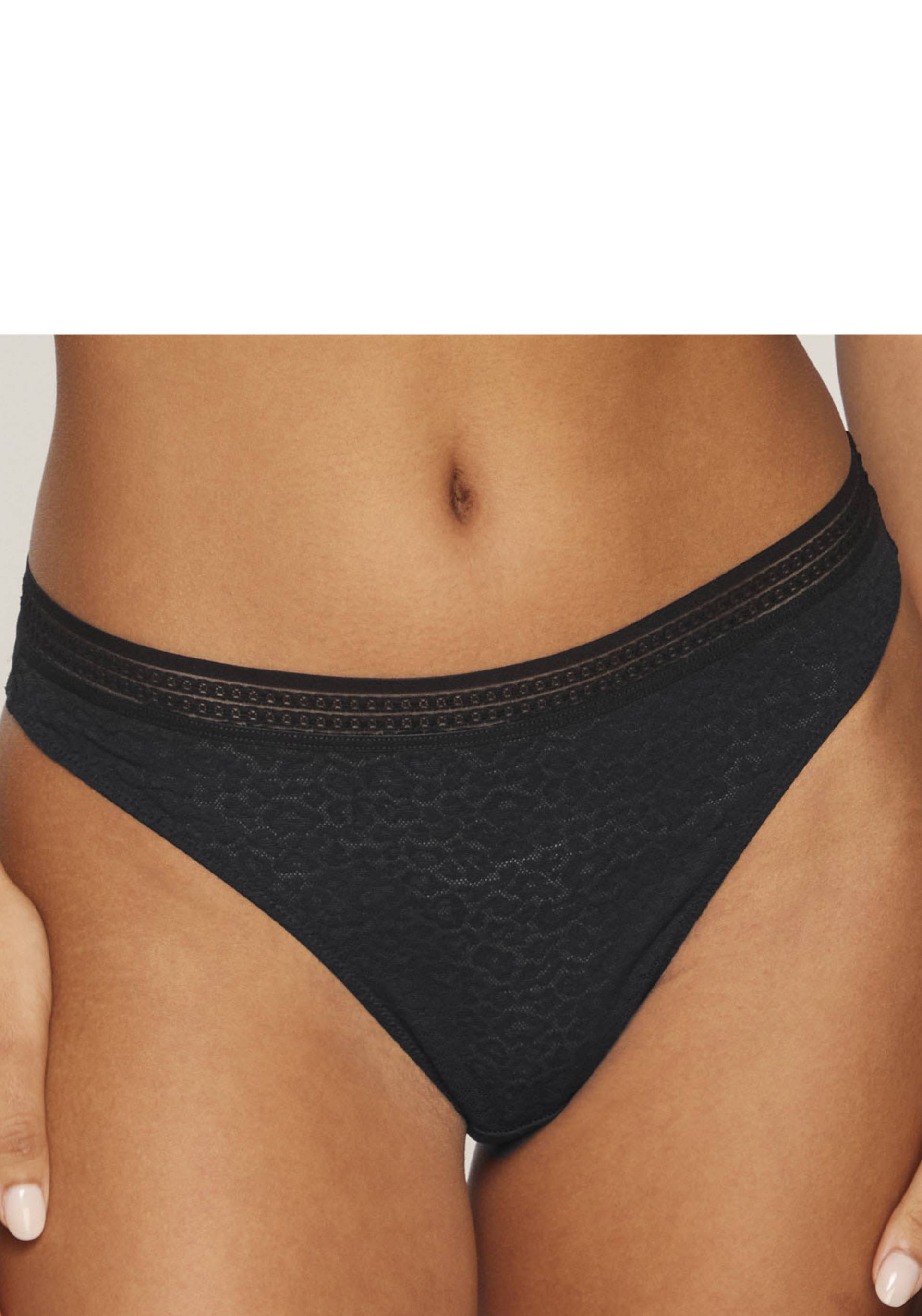 LASCANA String »Freya«, aus Spitze in Leo-Optik mit modischem Bund, sexy Dessous LASCANA String »Freya«, aus Spitze in Leo-Optik mit modischem Bund, sexy Dessous von Lascana