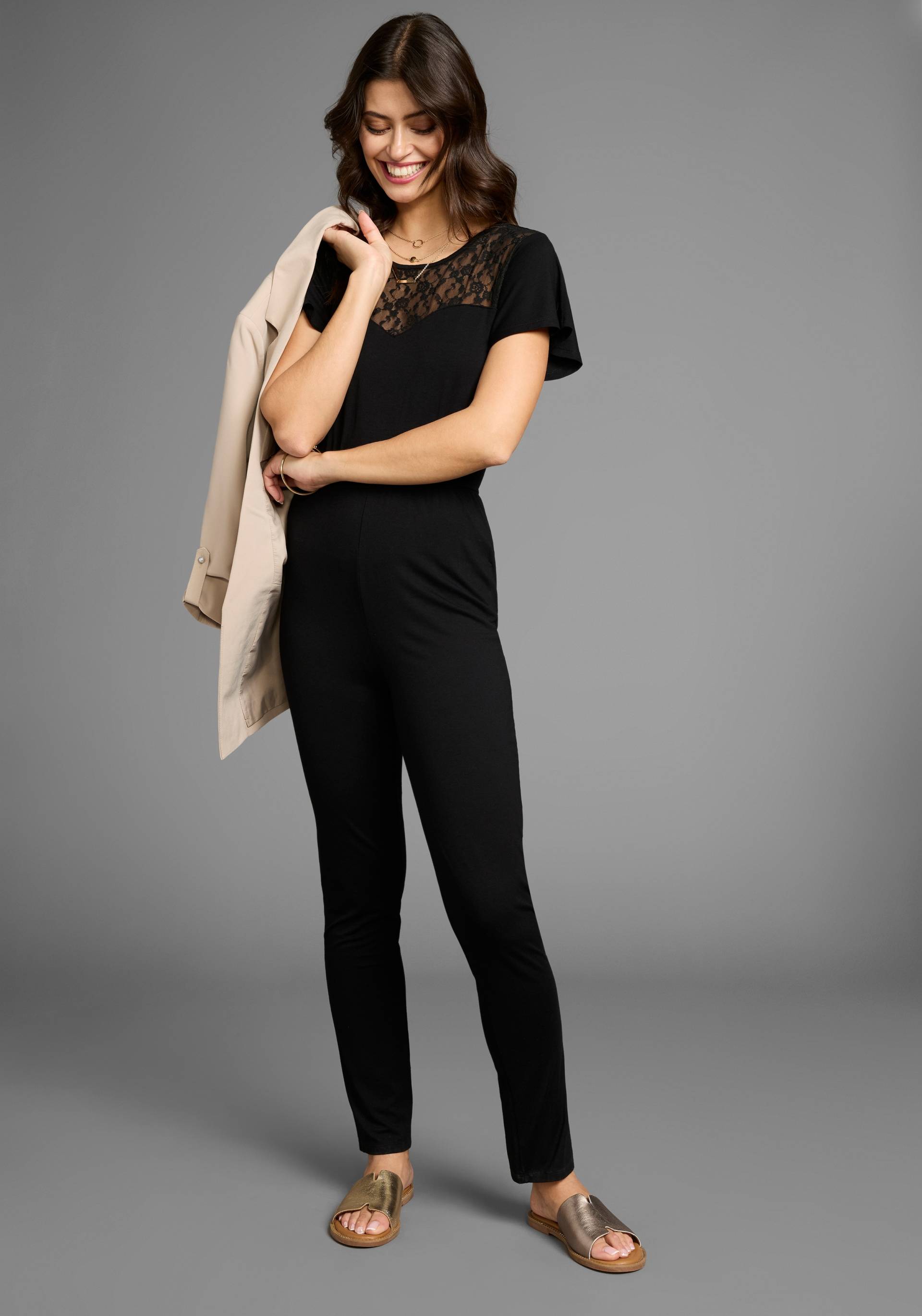 Laura Scott Jumpsuit, mit Spitzeneinsatz & bequemen Gummizugbund - NEUE KOLLEKTION von Laura Scott