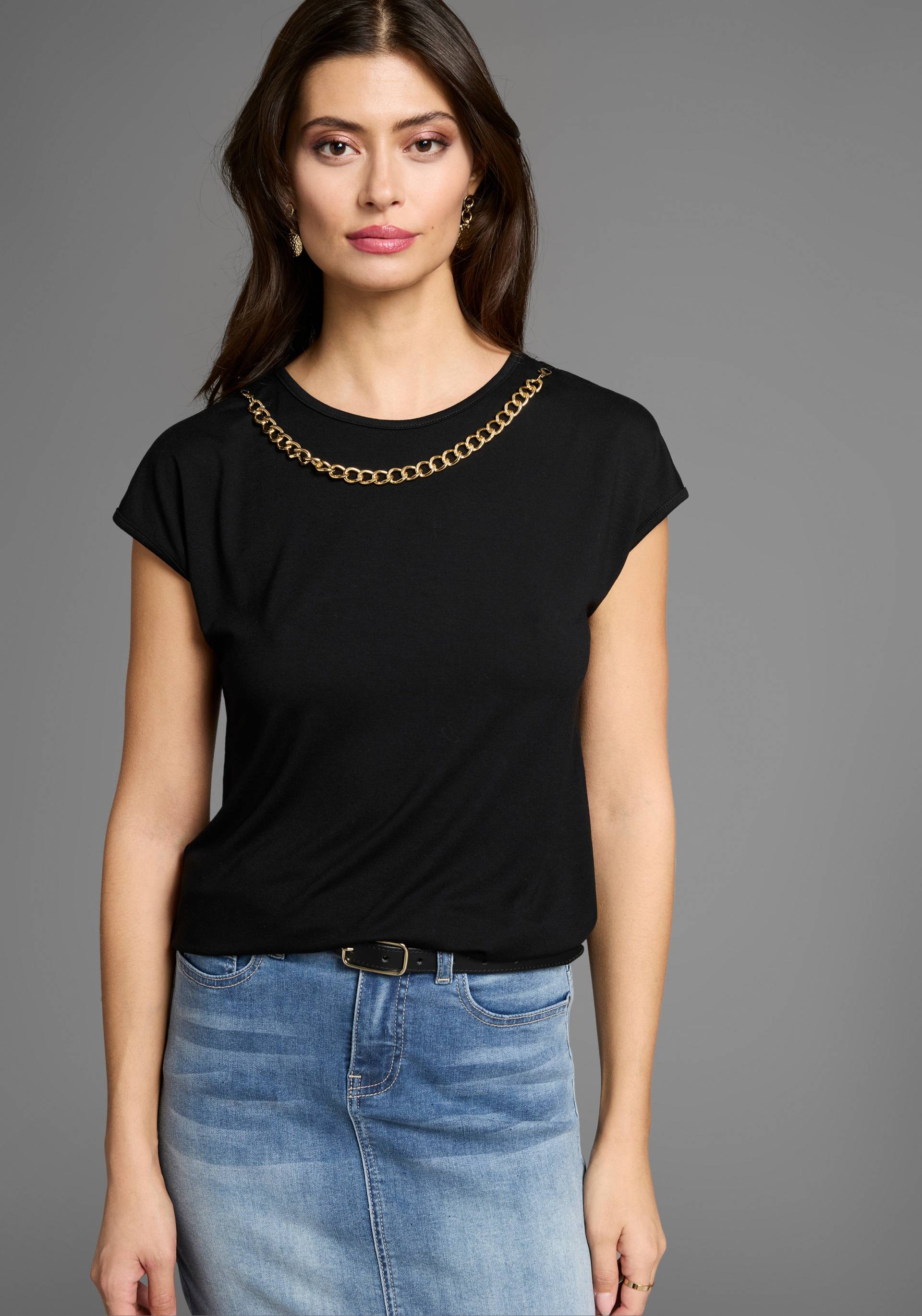 Laura Scott Rundhalsshirt, mit goldfarbener Zierkette von Laura Scott