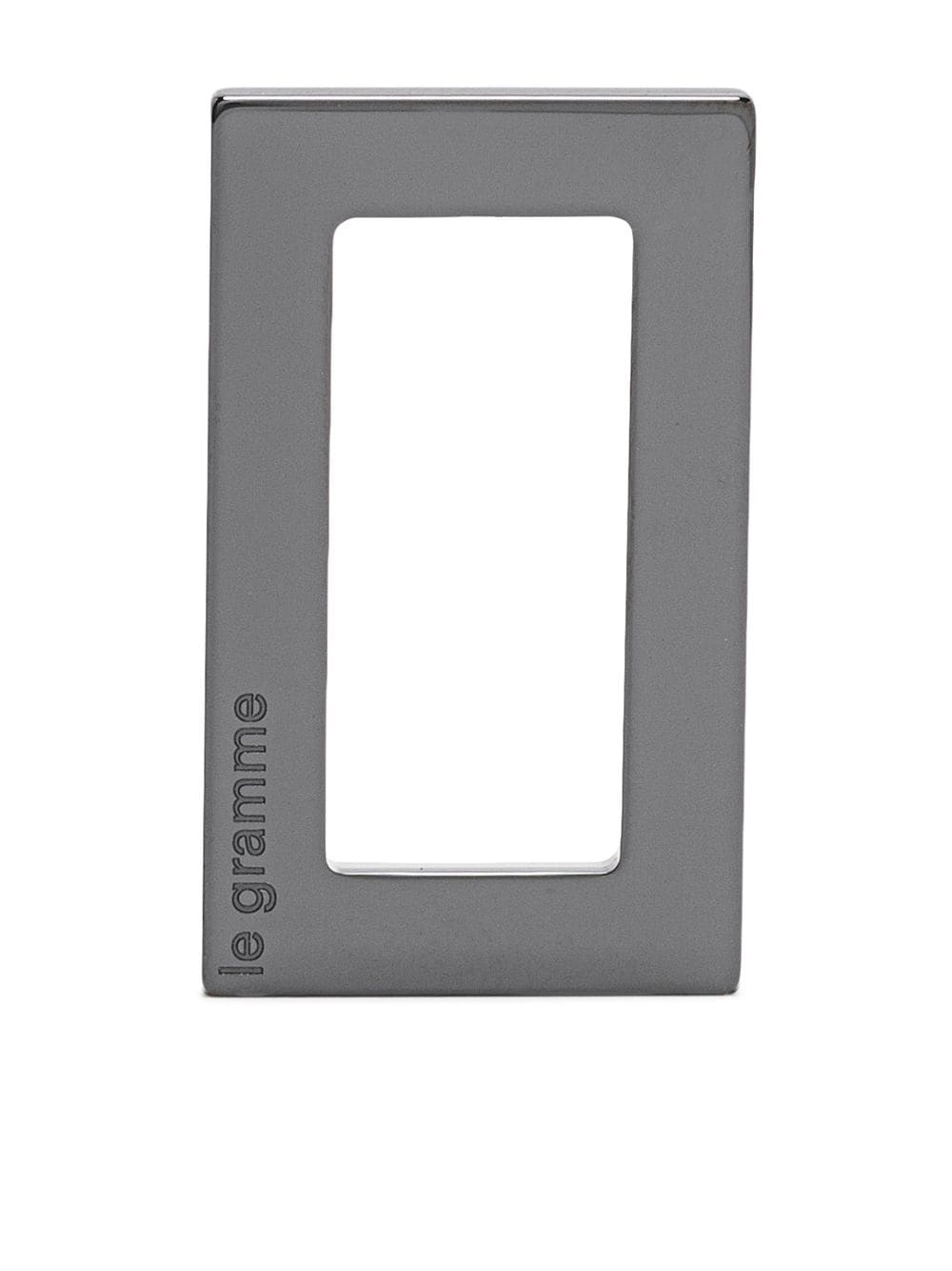 Le Gramme logo-engraved rectangle pendant - Black von Le Gramme