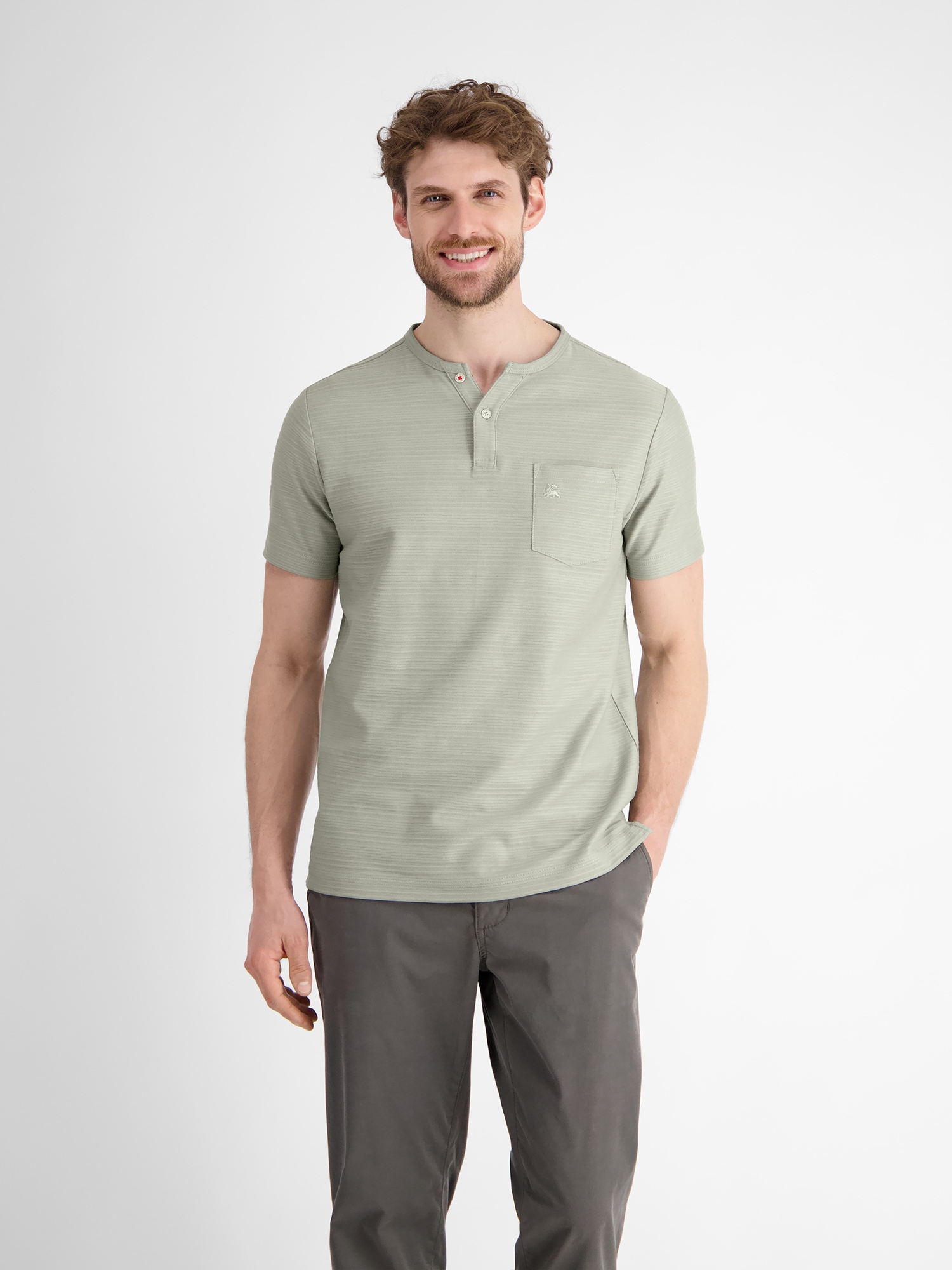 LERROS Henleyshirt »LERROS Serafino-Shirt, sommerlich-tonal gestreift« LERROS Henleyshirt »LERROS Serafino-Shirt, sommerlich-tonal gestreift« von Lerros