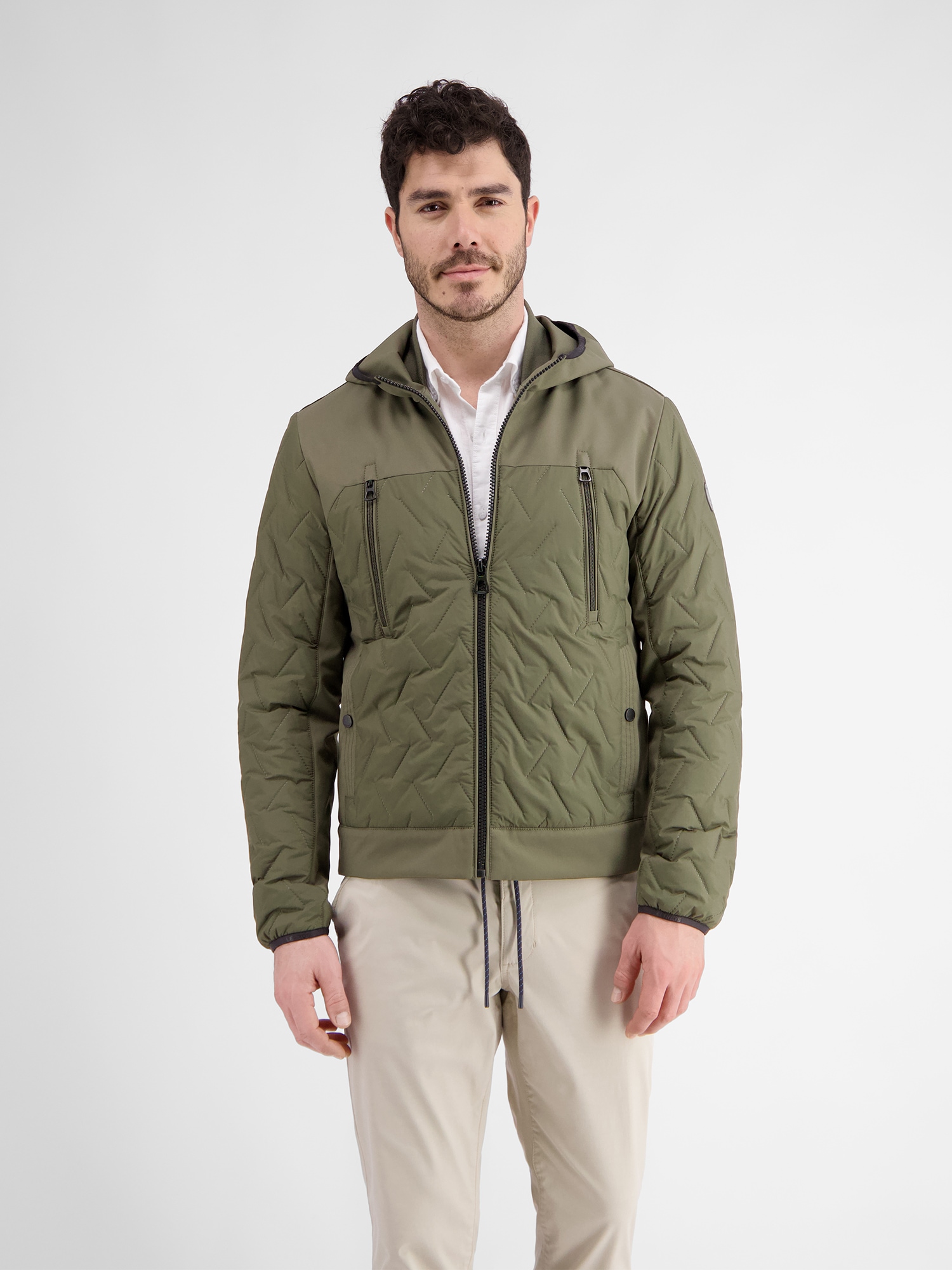 LERROS Steppjacke »LERROS Herren Steppjacke mit Kapuze«, mit Kapuze, Wasser- und windabweisend LERROS Steppjacke »LERROS Herren Steppjacke mit Kapuze«, mit Kapuze, Wasser- und windabweisend von Lerros