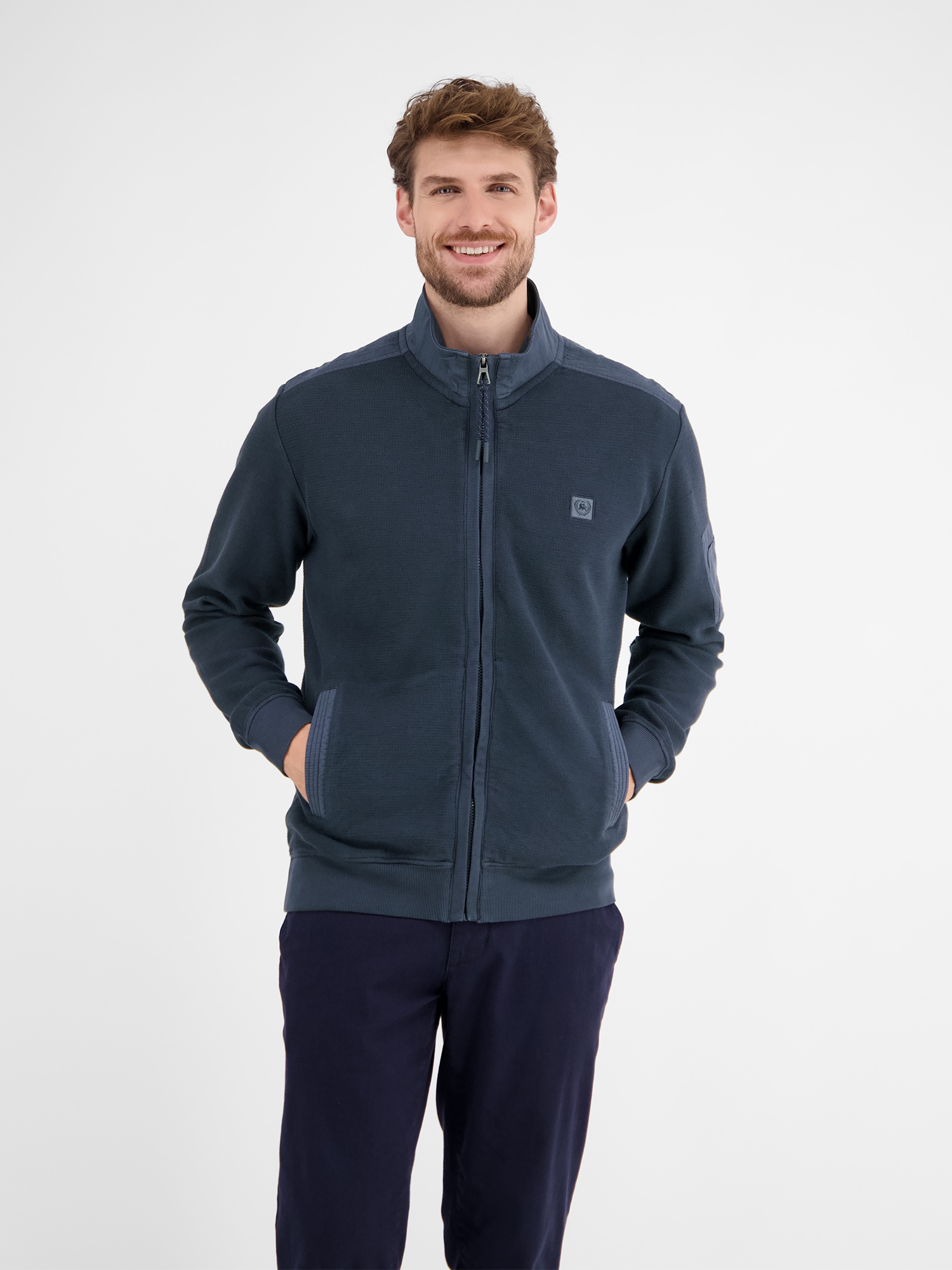 LERROS Sweatjacke »LERROS Sweatjacke in Zig-Zag-Struktur« LERROS Sweatjacke »LERROS Sweatjacke in Zig-Zag-Struktur« von Lerros