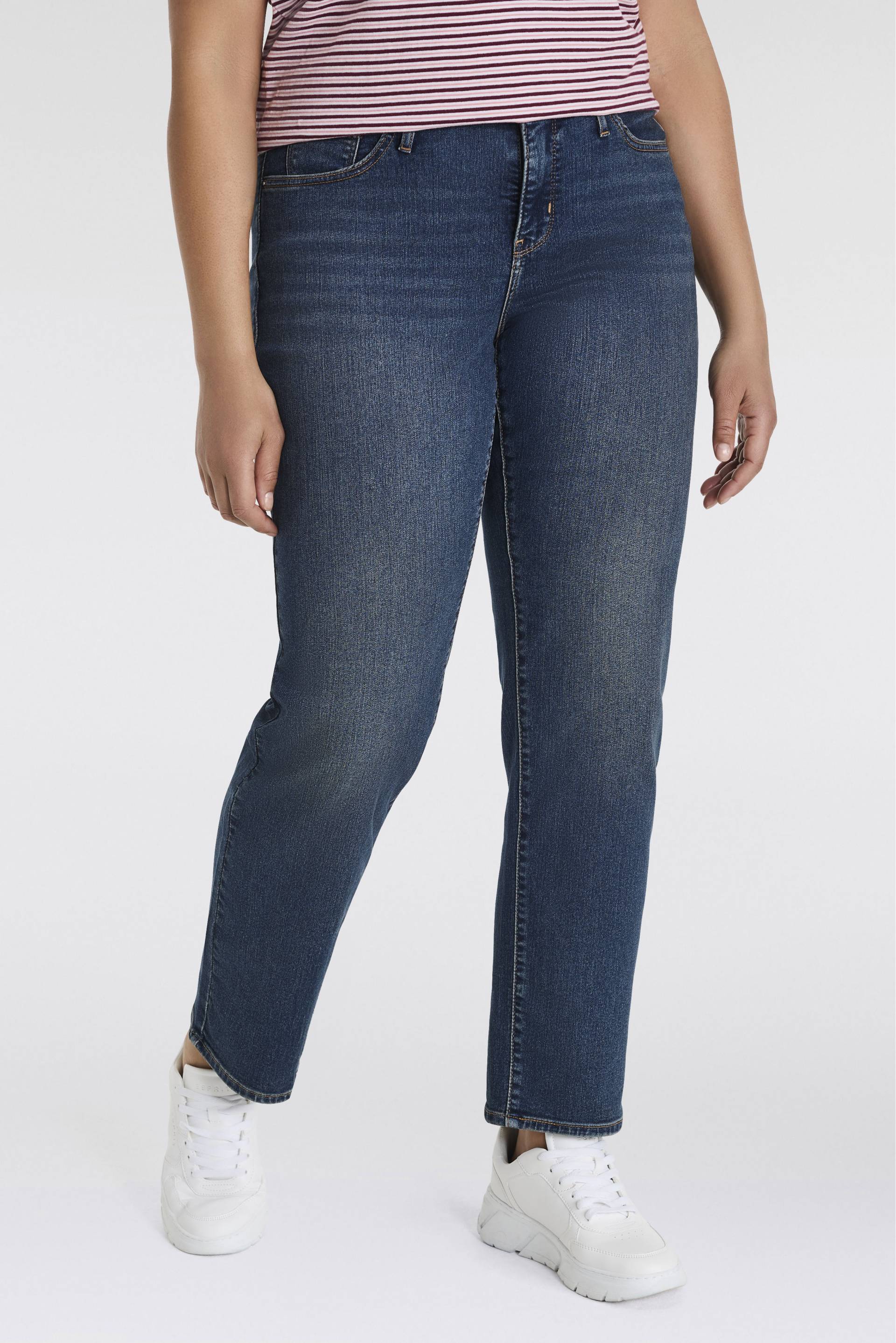 Levi's® Plus Straight-Jeans »314 Shaping Straight«, in Baumwoll-Stretch von Levi's® Plus