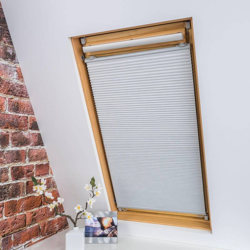 Liedeco Dachfensterplissee »Universal Dachfenster-Plissee«, verdunkelnd, energiesparend, ohne Bohren, verspannt, Fixmass von LIEDECO