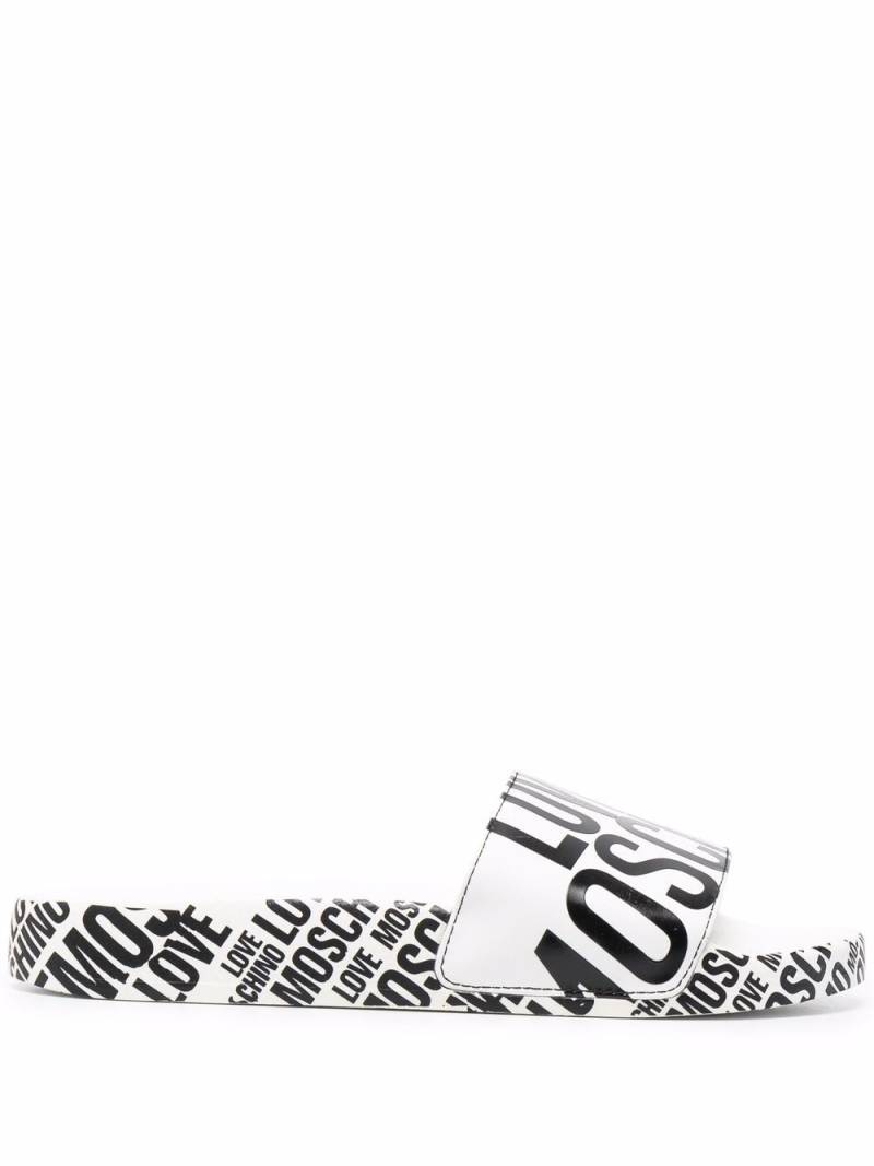 Love Moschino logo print slides - White von Love Moschino