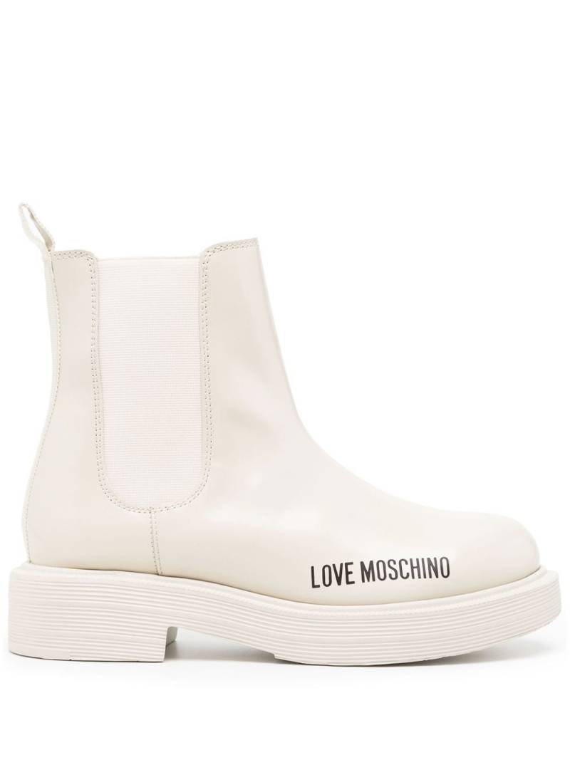 Love Moschino side logo-print detail boots - White von Love Moschino