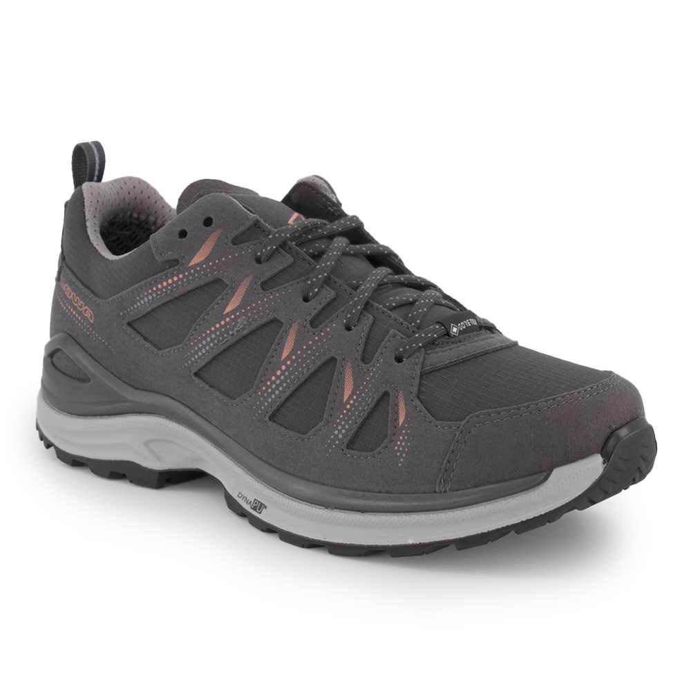 Lowa, Trekking-Schuh von Lowa