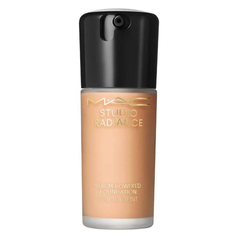 Studio Radiance - Serum-Powered Foundation NW22 von M·A·C