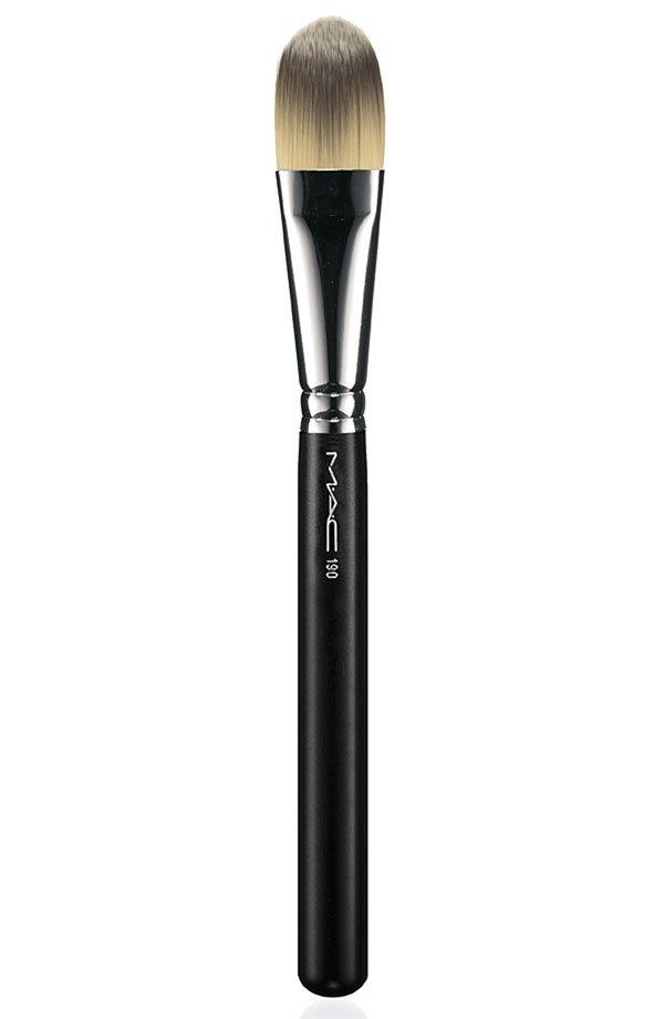 190 Foundation Brush Damen Beige von MAC Cosmetics