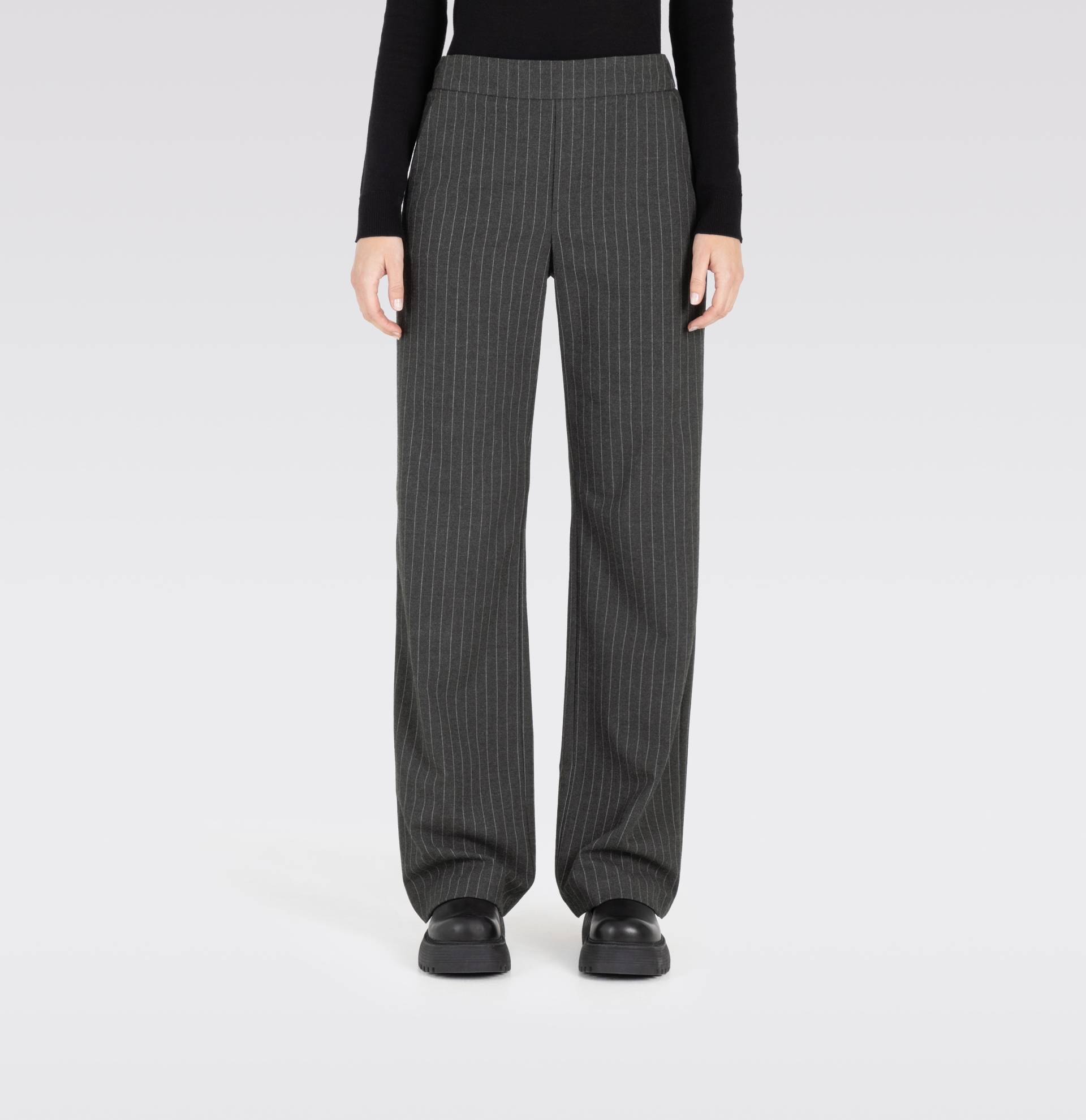 MAC Bootcuthose »CHIARA«, Bootcut-Form in figurbetonter Form MAC Bootcuthose »CHIARA«, Bootcut-Form in figurbetonter Form von MAC